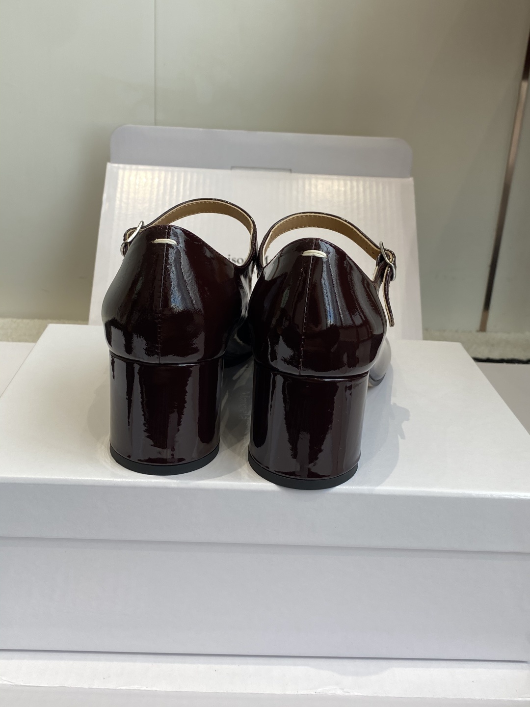 东莞代购级(官网同步✈️盒包装)Maison Margiela丨MM6马吉拉25ss新款粗跟玛丽珍分趾鞋