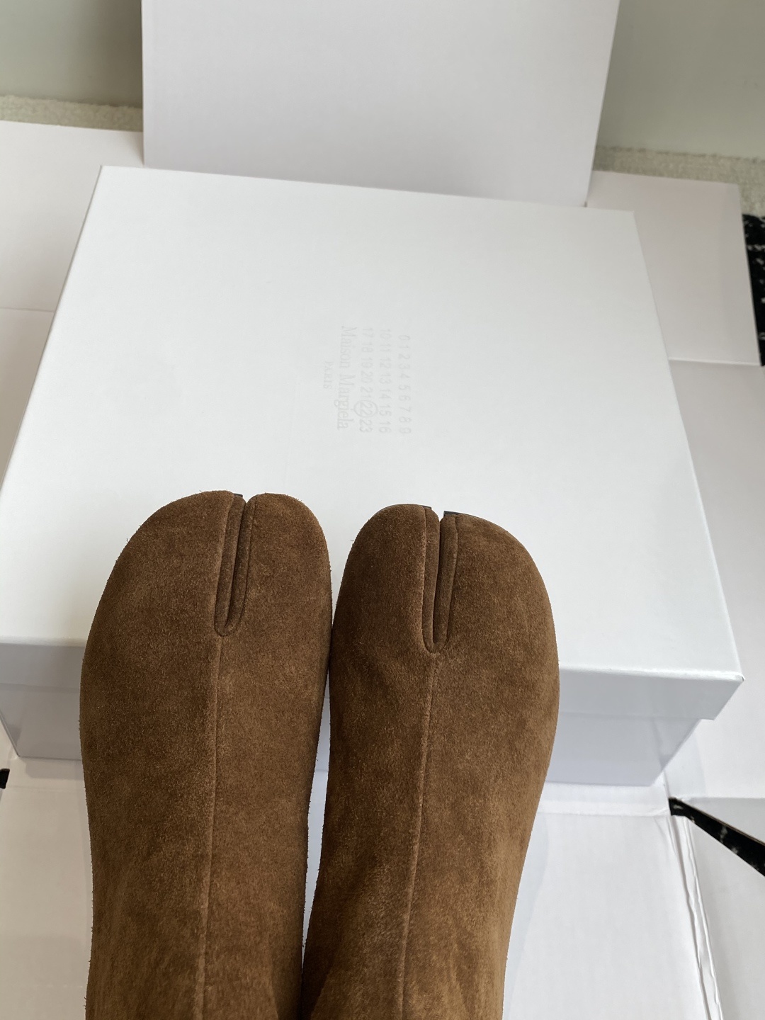 东莞代购级(⚠️官网同步✈️盒包装)MaisonMargiela MM6 马吉拉分趾系列粗跟跟分趾靴代购