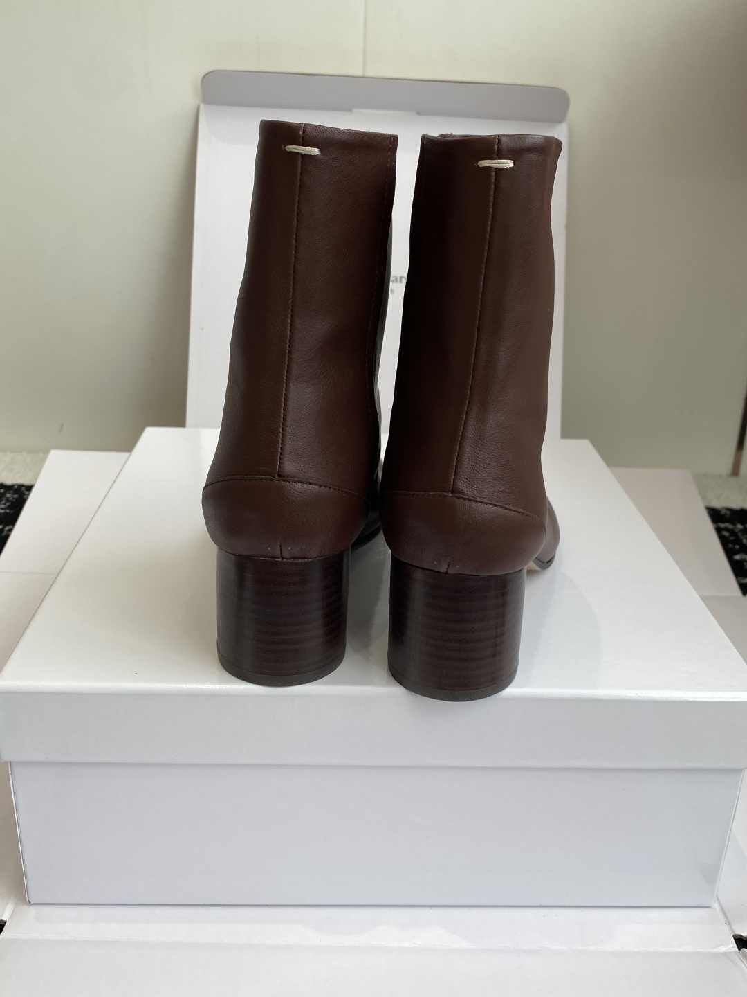 东莞代购级(⚠️官网同步✈️盒包装)MaisonMargiela MM6 马吉拉分趾系列粗跟跟分趾靴代购