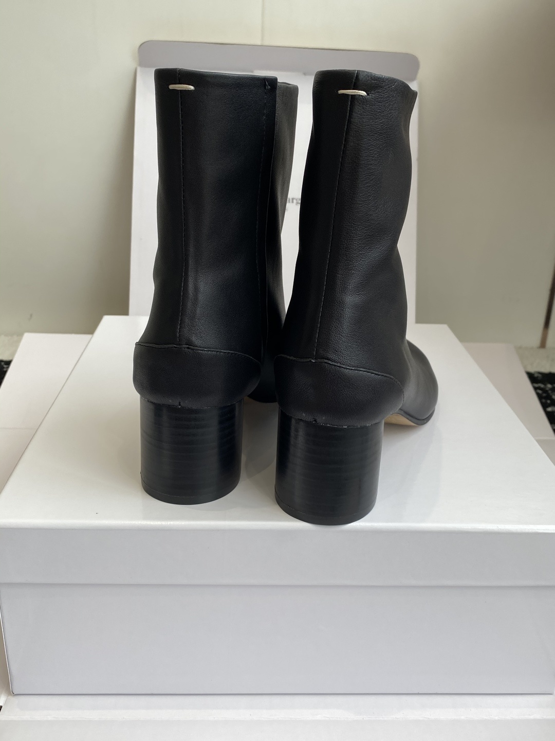 东莞代购级(⚠️官网同步✈️盒包装)MaisonMargiela MM6 马吉拉分趾系列粗跟跟分趾靴代购