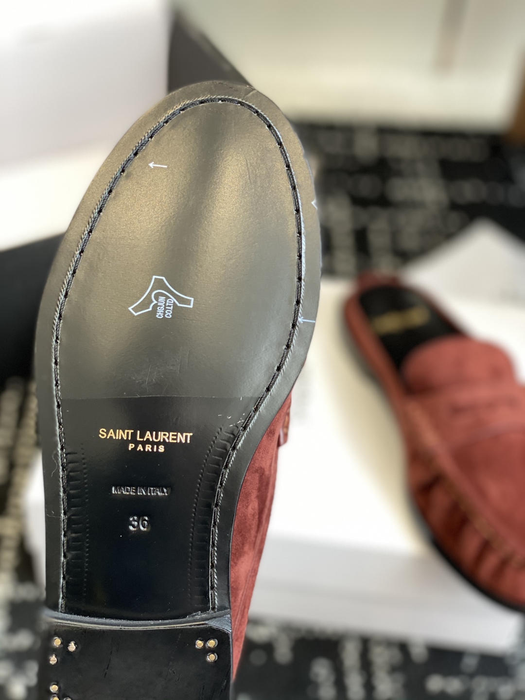 代购级Saint Laurent 圣罗兰 25ss经典乐福半拖小皮鞋超级超级无敌火爆的一个款这款我们家每
