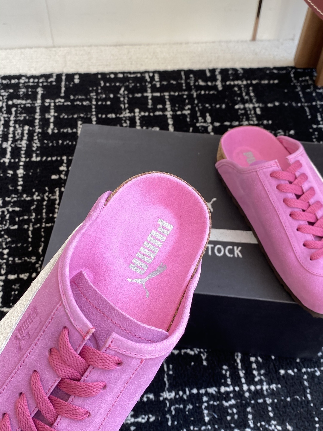 代购级puma x Birkenstock 彪马x勃肯鞋情侣款 包头鞋皮革绒面双扣时尚休闲平底鞋 牛皮绒