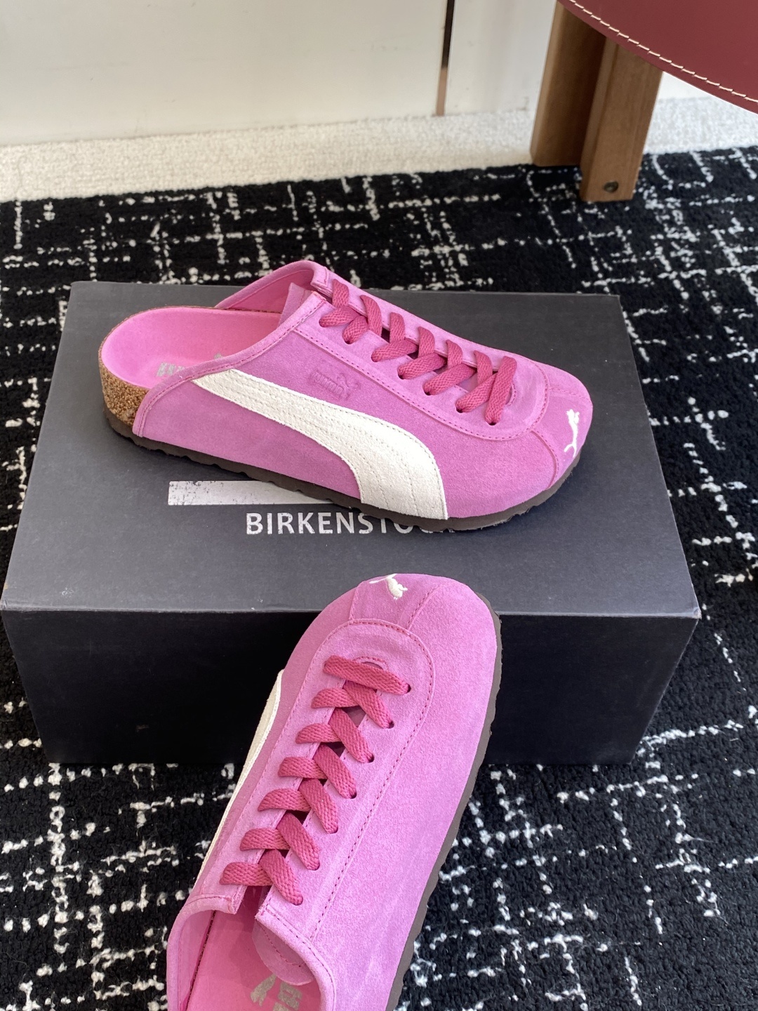 代购级puma x Birkenstock 彪马x勃肯鞋情侣款 包头鞋皮革绒面双扣时尚休闲平底鞋 牛皮绒