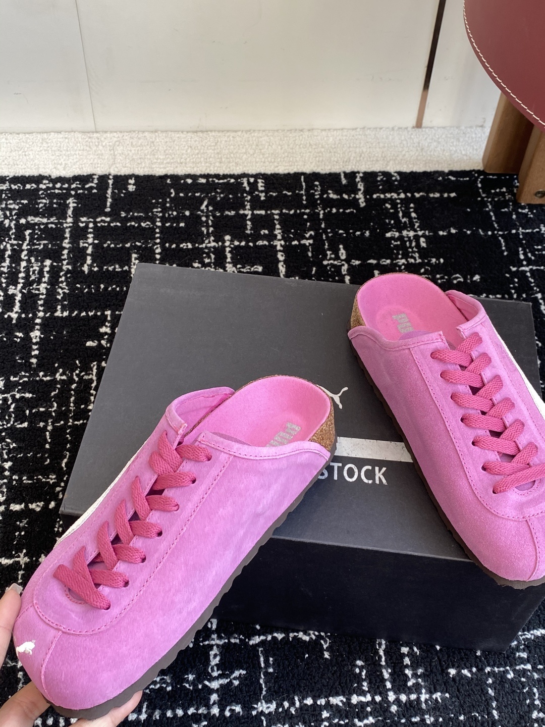代购级puma x Birkenstock 彪马x勃肯鞋情侣款 包头鞋皮革绒面双扣时尚休闲平底鞋 牛皮绒