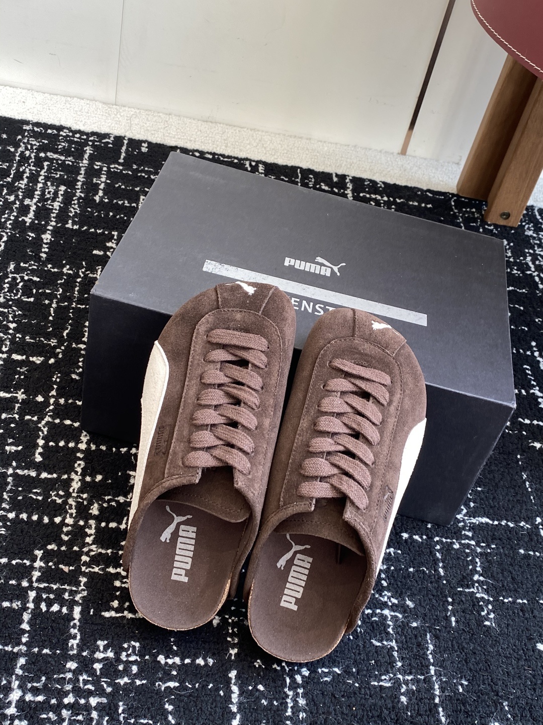 代购级puma x Birkenstock 彪马x勃肯鞋情侣款 包头鞋皮革绒面双扣时尚休闲平底鞋 牛皮绒