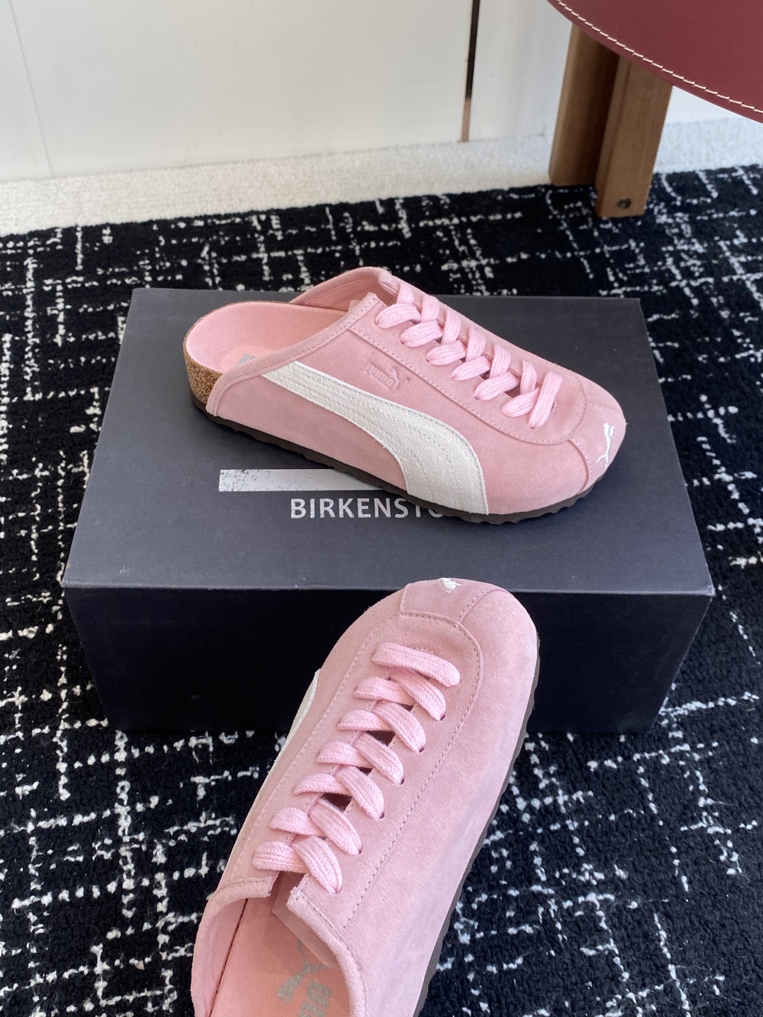 代购级puma x Birkenstock 彪马x勃肯鞋情侣款 包头鞋皮革绒面双扣时尚休闲平底鞋 牛皮绒