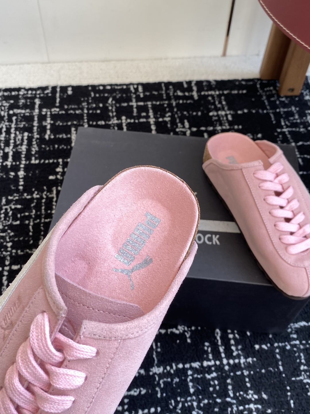 代购级puma x Birkenstock 彪马x勃肯鞋情侣款 包头鞋皮革绒面双扣时尚休闲平底鞋 牛皮绒