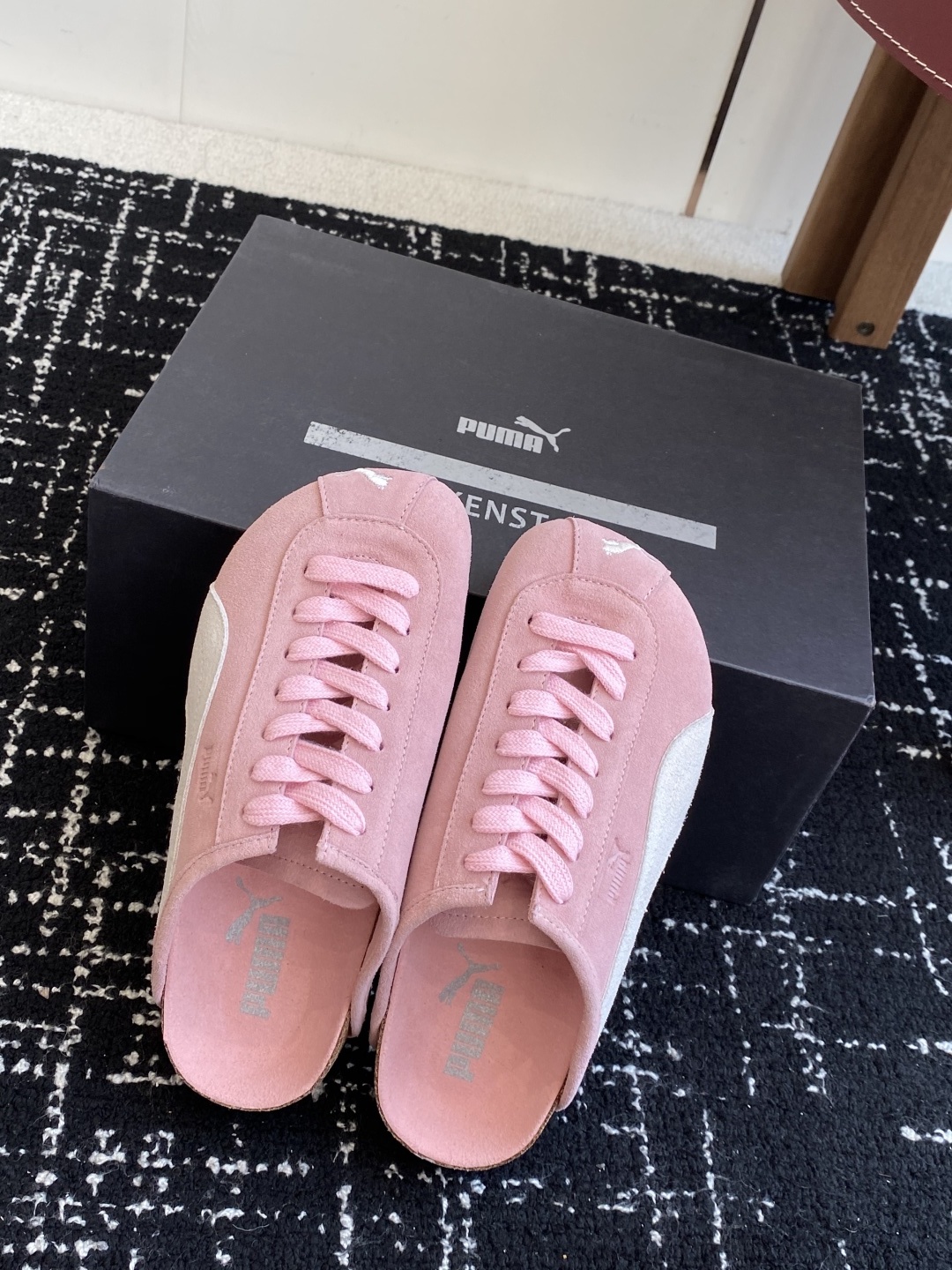 代购级puma x Birkenstock 彪马x勃肯鞋情侣款 包头鞋皮革绒面双扣时尚休闲平底鞋 牛皮绒