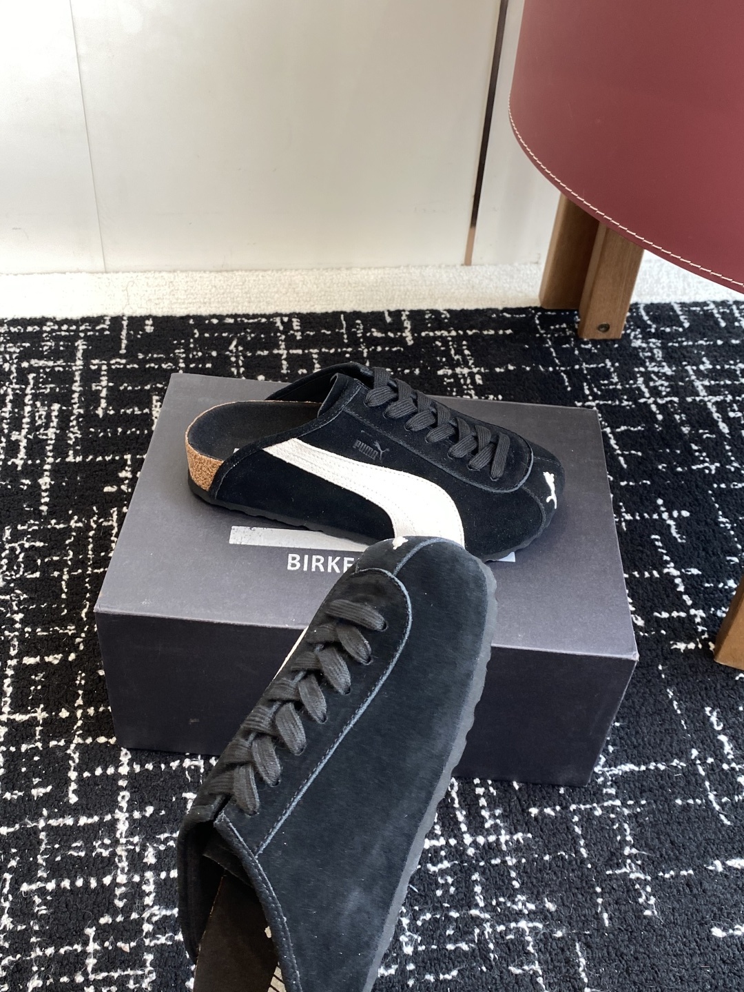 代购级puma x Birkenstock 彪马x勃肯鞋情侣款 包头鞋皮革绒面双扣时尚休闲平底鞋 牛皮绒