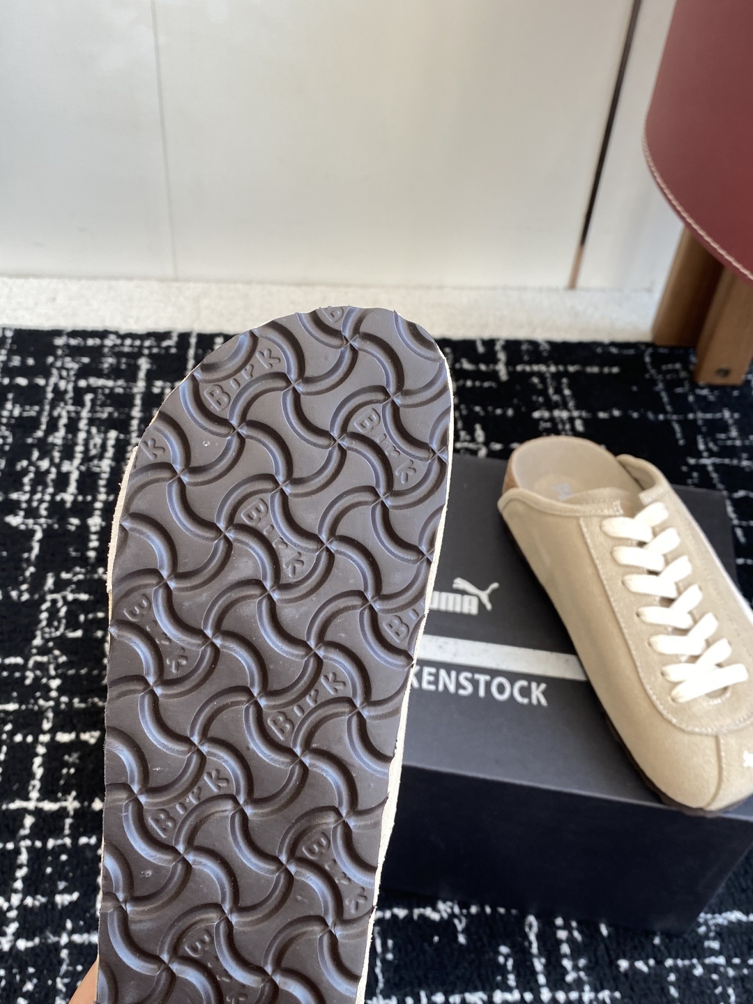 代购级puma x Birkenstock 彪马x勃肯鞋情侣款 包头鞋皮革绒面双扣时尚休闲平底鞋 牛皮绒