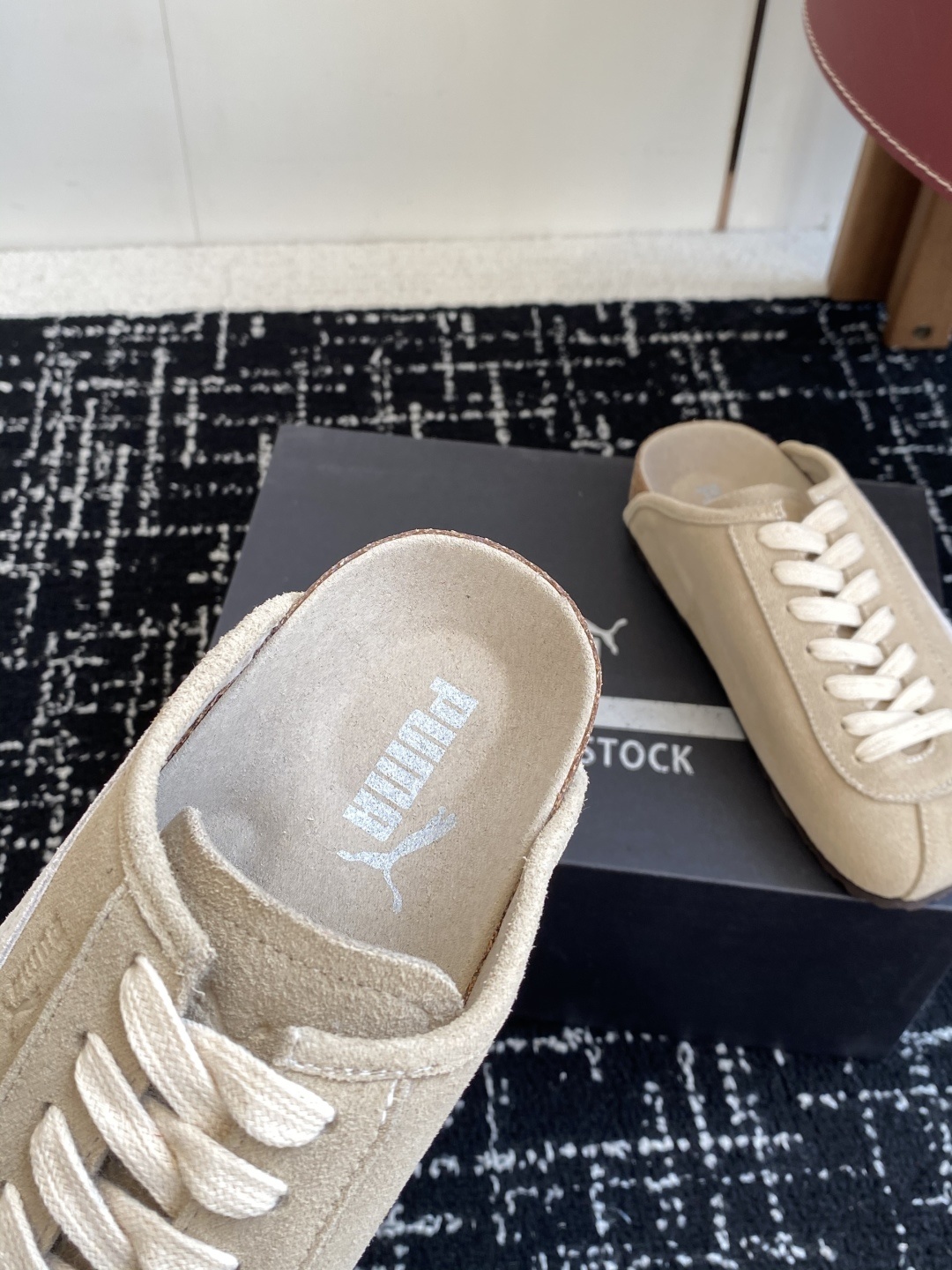 代购级puma x Birkenstock 彪马x勃肯鞋情侣款 包头鞋皮革绒面双扣时尚休闲平底鞋 牛皮绒