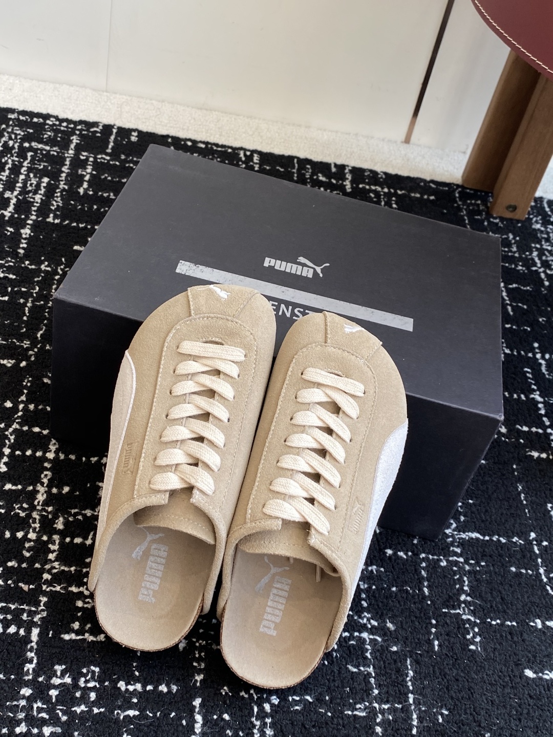 代购级puma x Birkenstock 彪马x勃肯鞋情侣款 包头鞋皮革绒面双扣时尚休闲平底鞋 牛皮绒