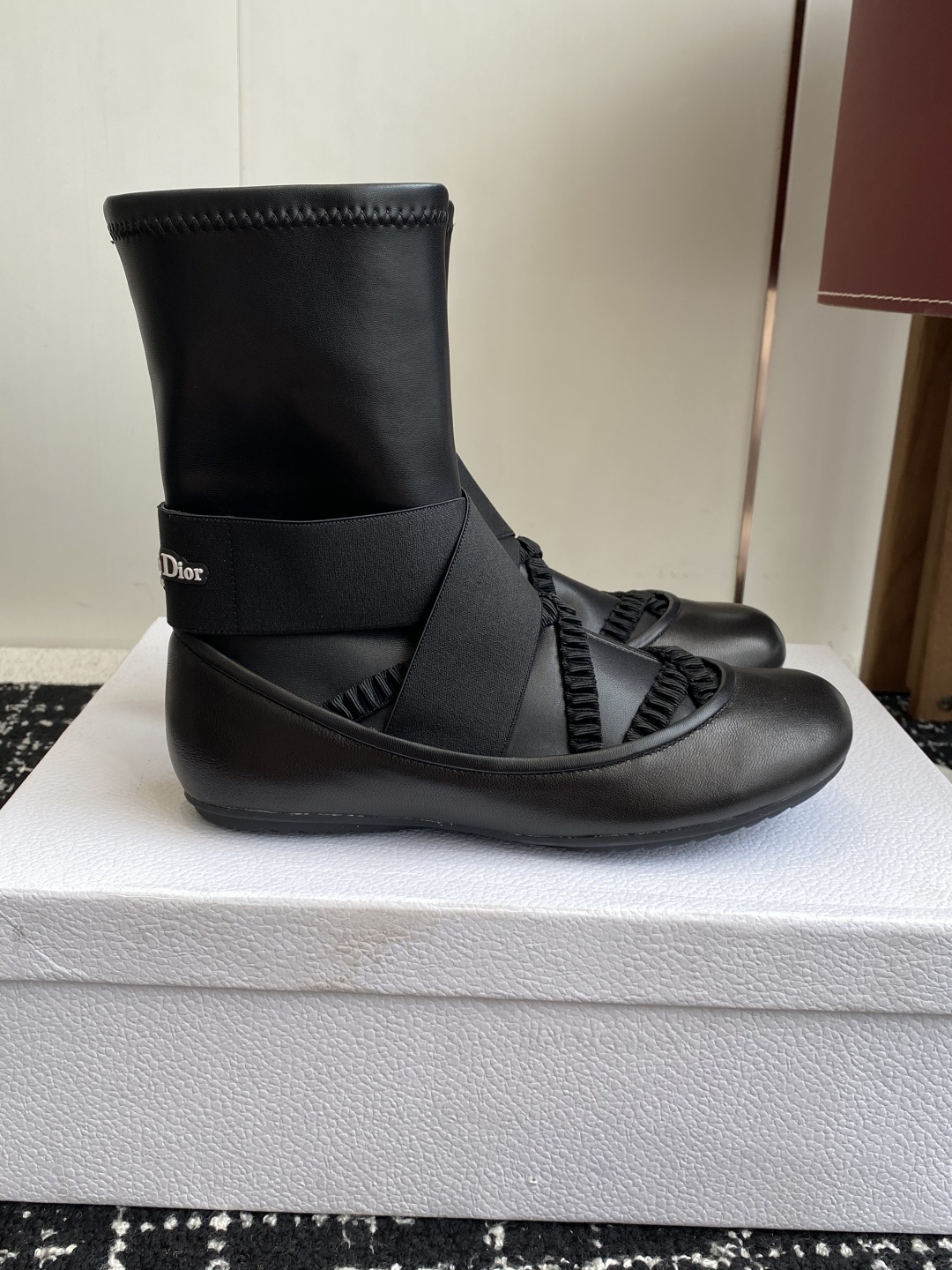 代购级Dior 2025fall早秋系列鞋履芭蕾舞弹力靴 这谁不心动太美了吧! Dior简直就是掌管美学