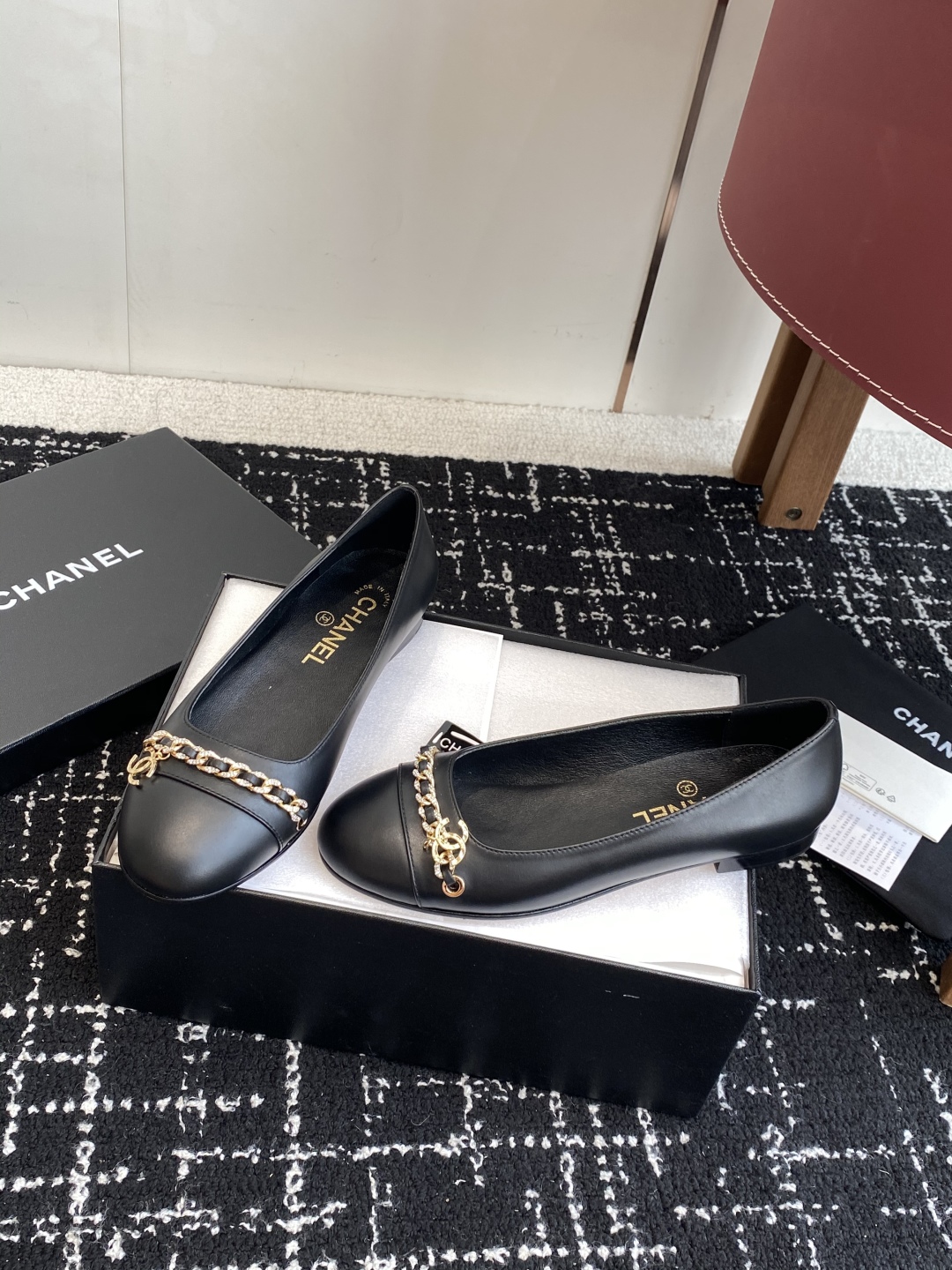 代购级Chanel 25ss 春夏系列 链条 芭蕾舞鞋设计手工车线非常耗时耗力独特大底双拼做法让你不经意