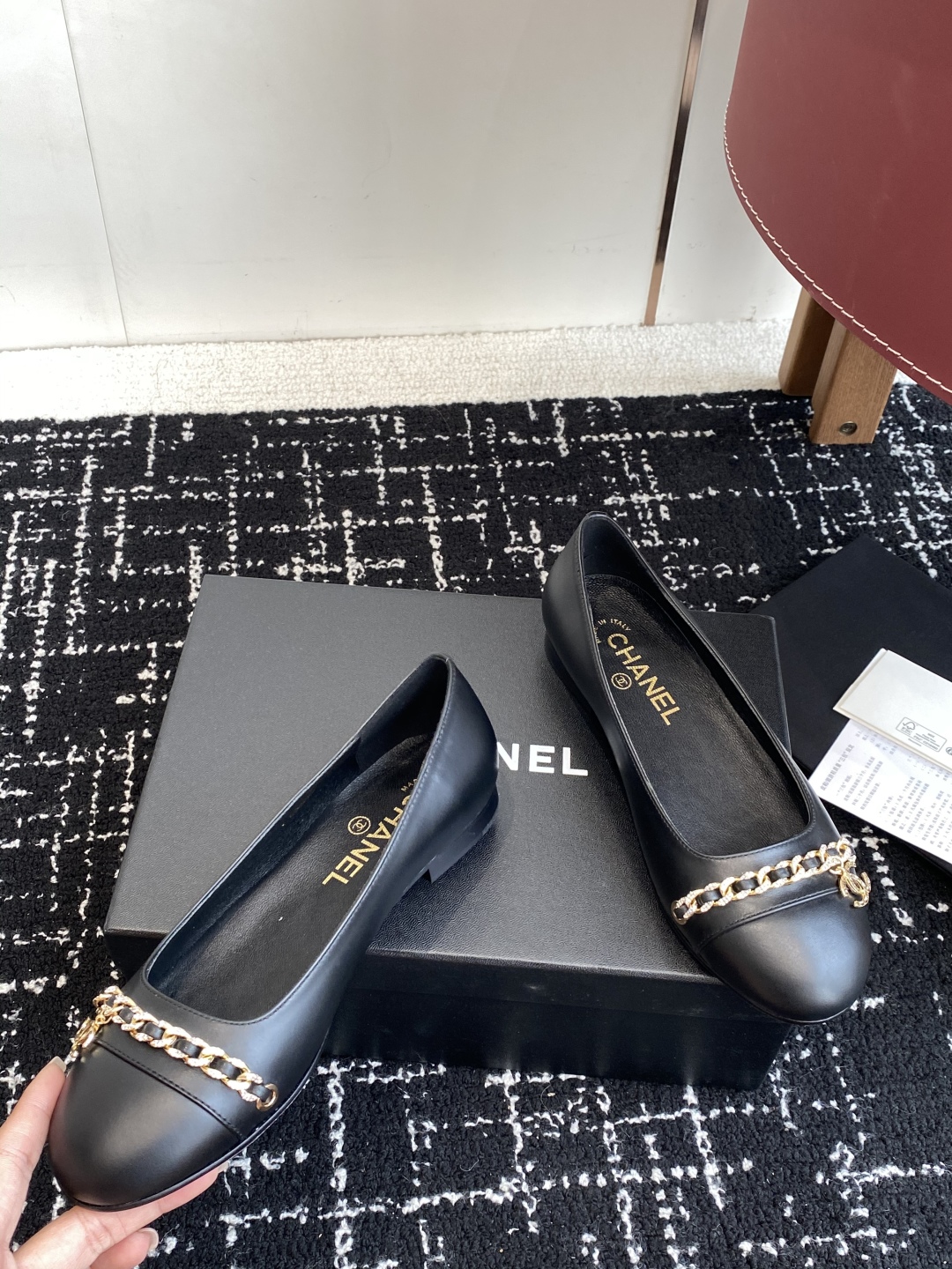 代购级Chanel 25ss 春夏系列 链条 芭蕾舞鞋设计手工车线非常耗时耗力独特大底双拼做法让你不经意