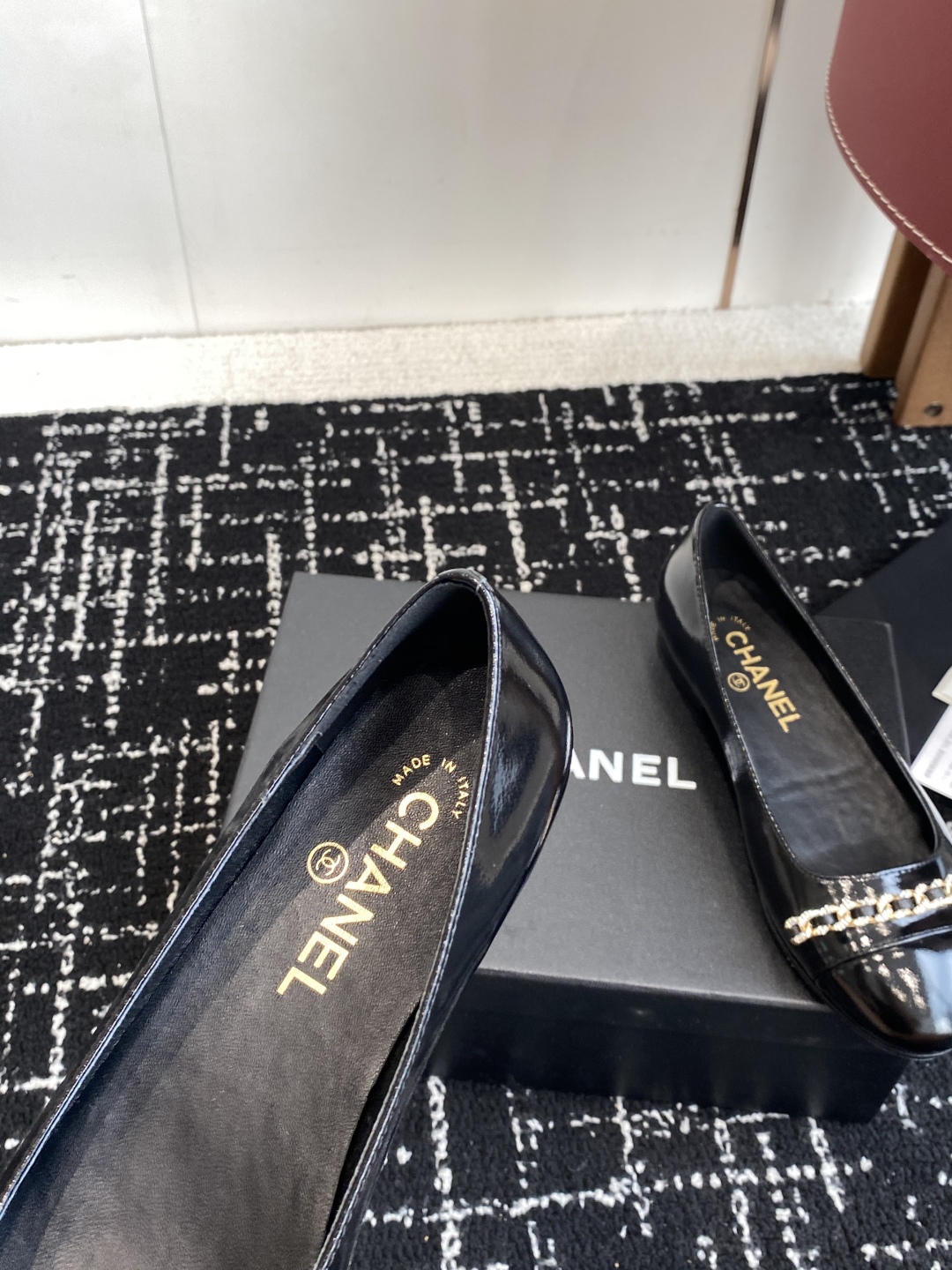 代购级Chanel 25ss 春夏系列 链条 芭蕾舞鞋设计手工车线非常耗时耗力独特大底双拼做法让你不经意