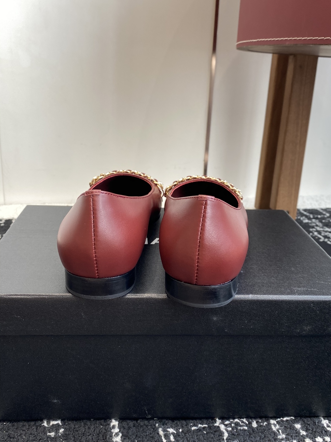代购级Chanel 25ss 春夏系列 链条 芭蕾舞鞋设计手工车线非常耗时耗力独特大底双拼做法让你不经意