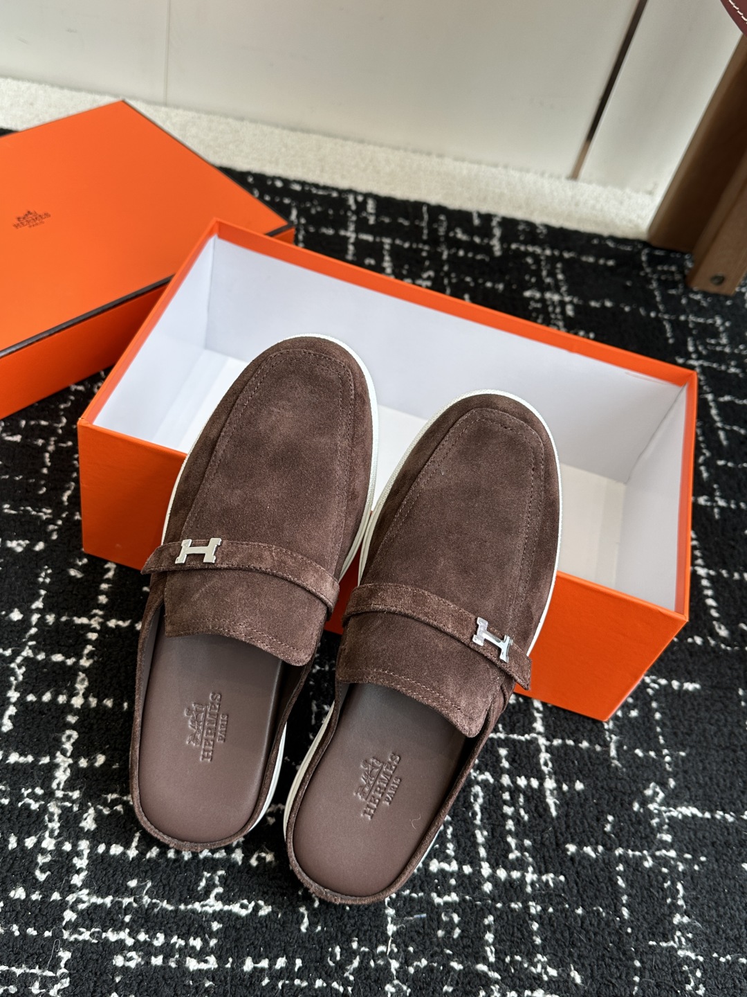 代购级男士+10 hermes ss 25new arrival～ H家 情侣款 穆勒拖鞋新品h家圆头造