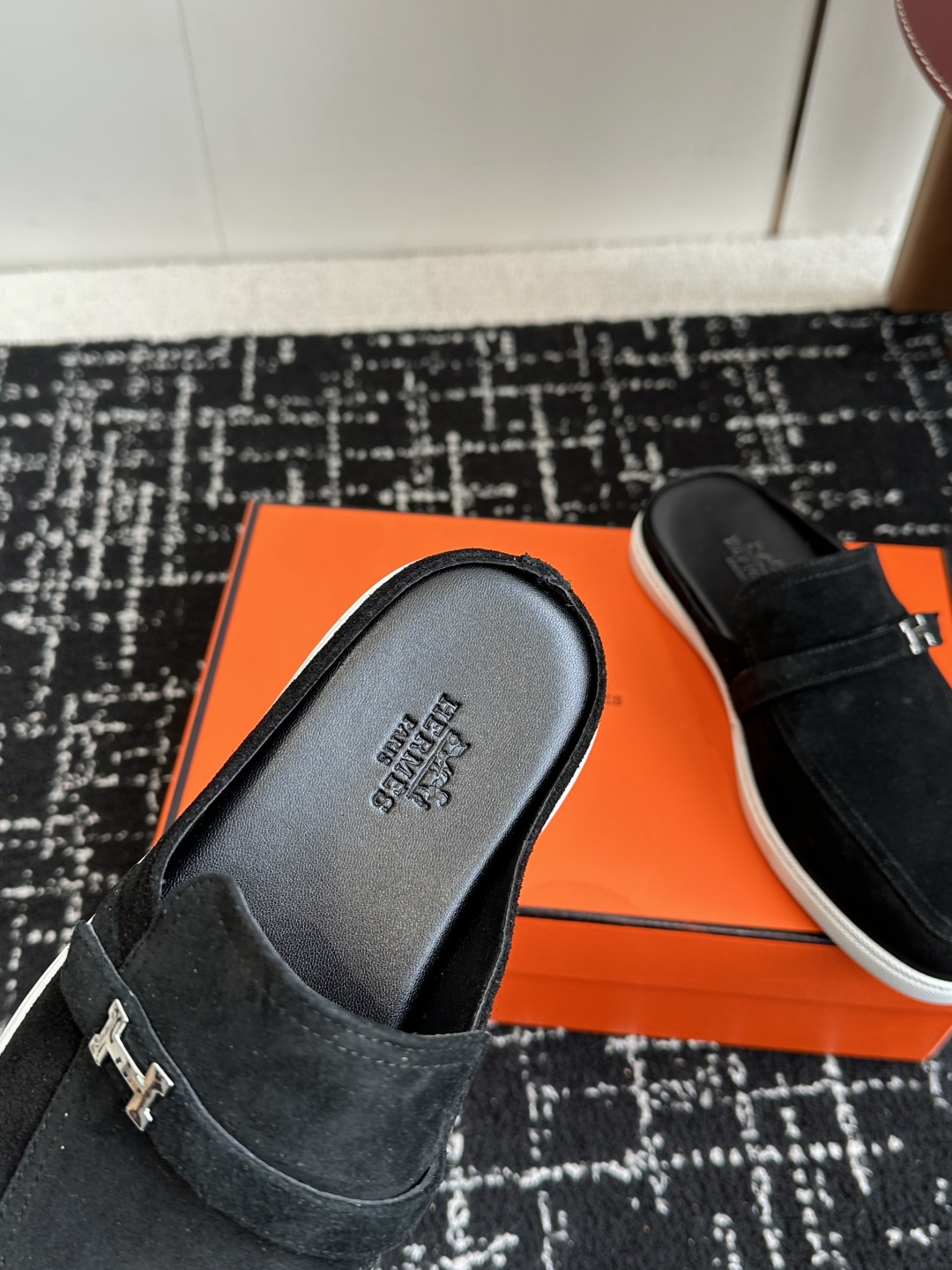代购级男士+10 hermes ss 25new arrival～ H家 情侣款 穆勒拖鞋新品h家圆头造