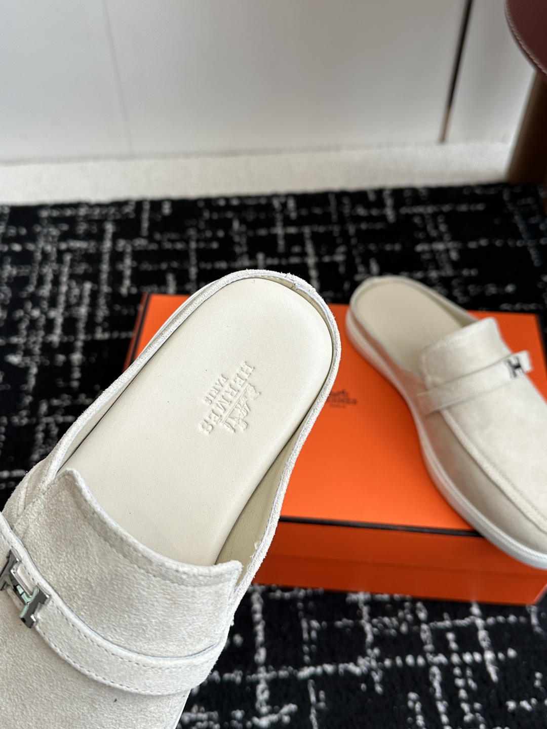 代购级男士+10 hermes ss 25new arrival～ H家 情侣款 穆勒拖鞋新品h家圆头造
