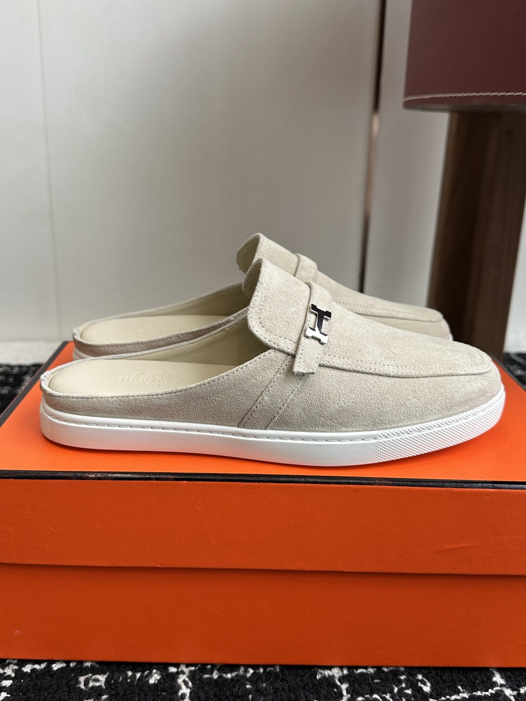 代购级男士+10 hermes ss 25new arrival～ H家 情侣款 穆勒拖鞋新品h家圆头造