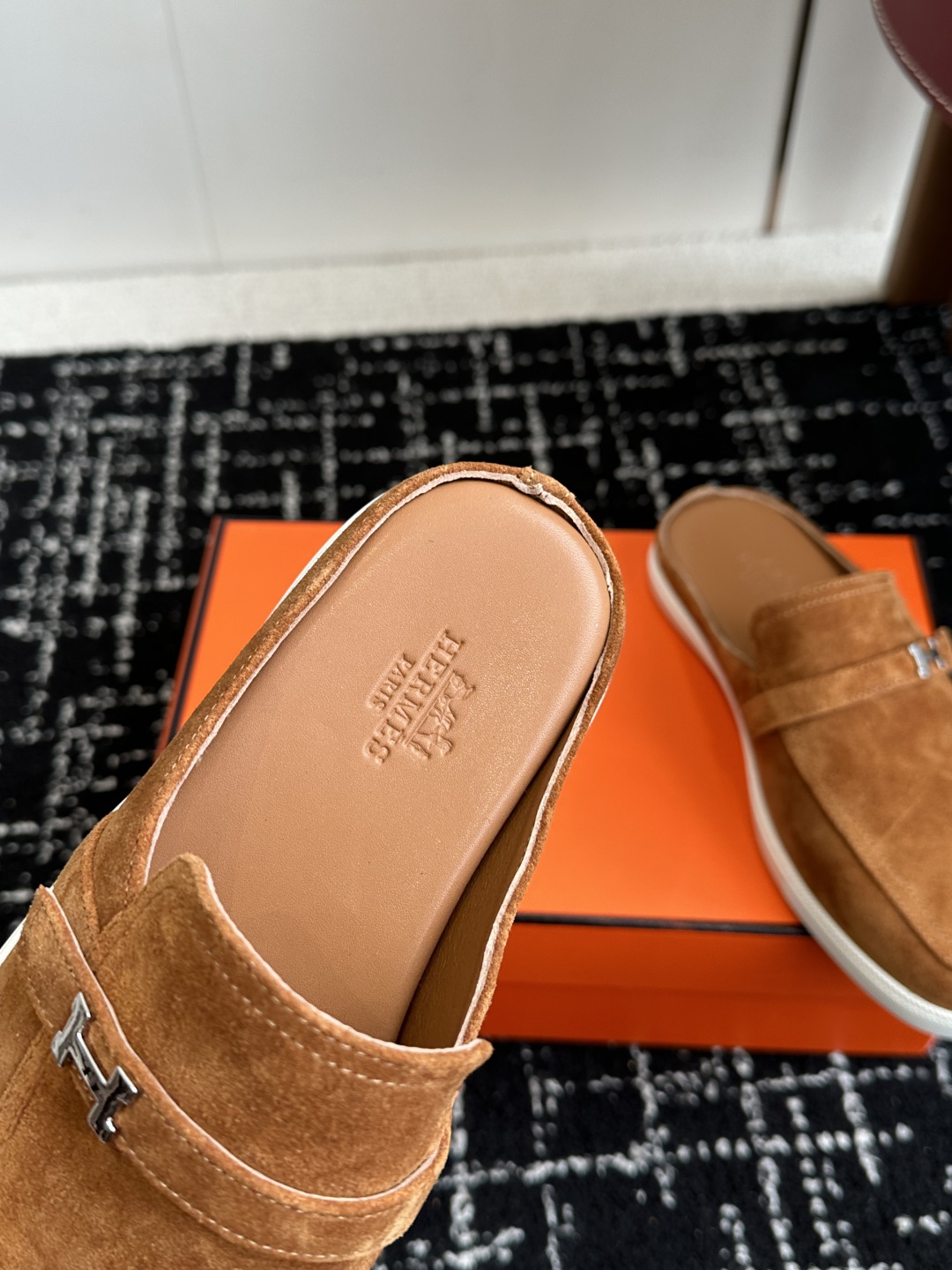 代购级男士+10 hermes ss 25new arrival～ H家 情侣款 穆勒拖鞋新品h家圆头造