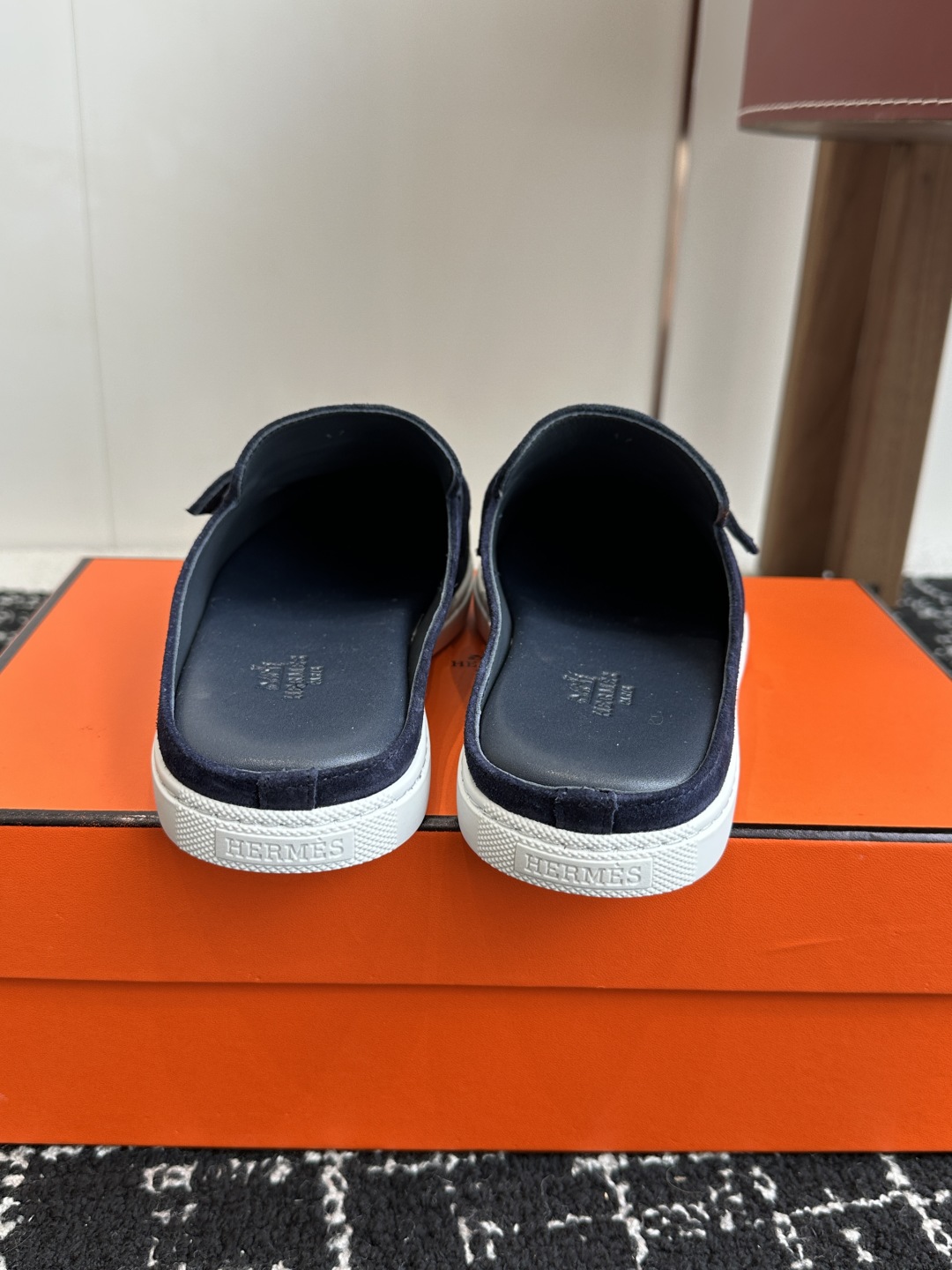 代购级男士+10 hermes ss 25new arrival～ H家 情侣款 穆勒拖鞋新品h家圆头造