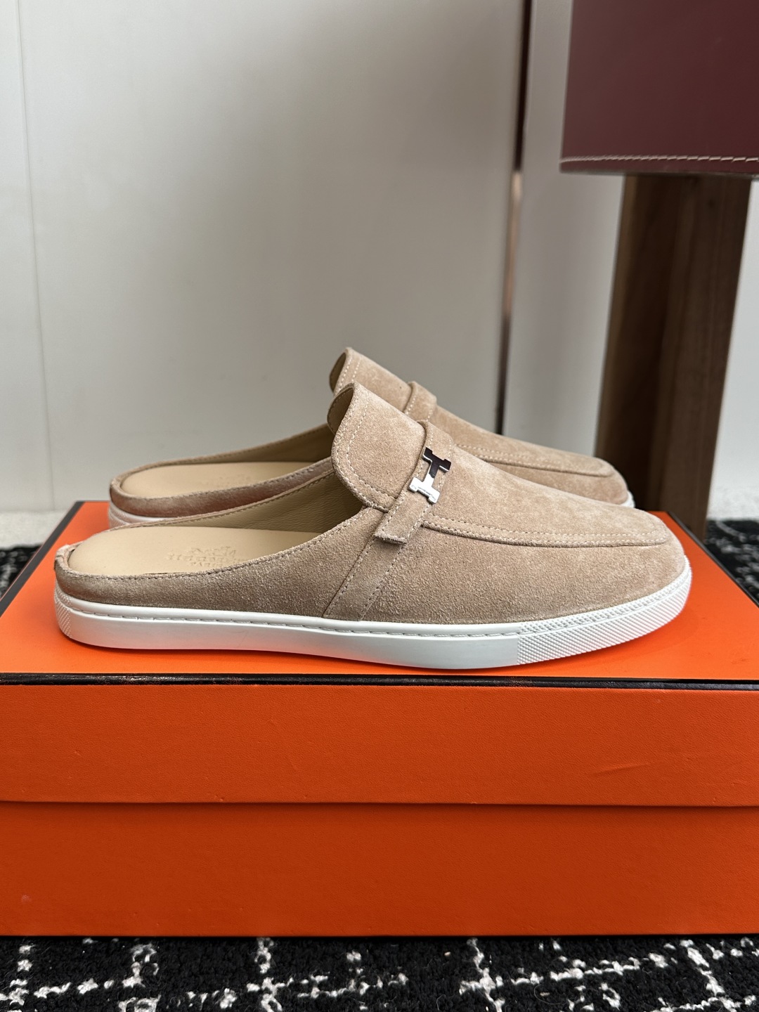 代购级男士+10 hermes ss 25new arrival～ H家 情侣款 穆勒拖鞋新品h家圆头造
