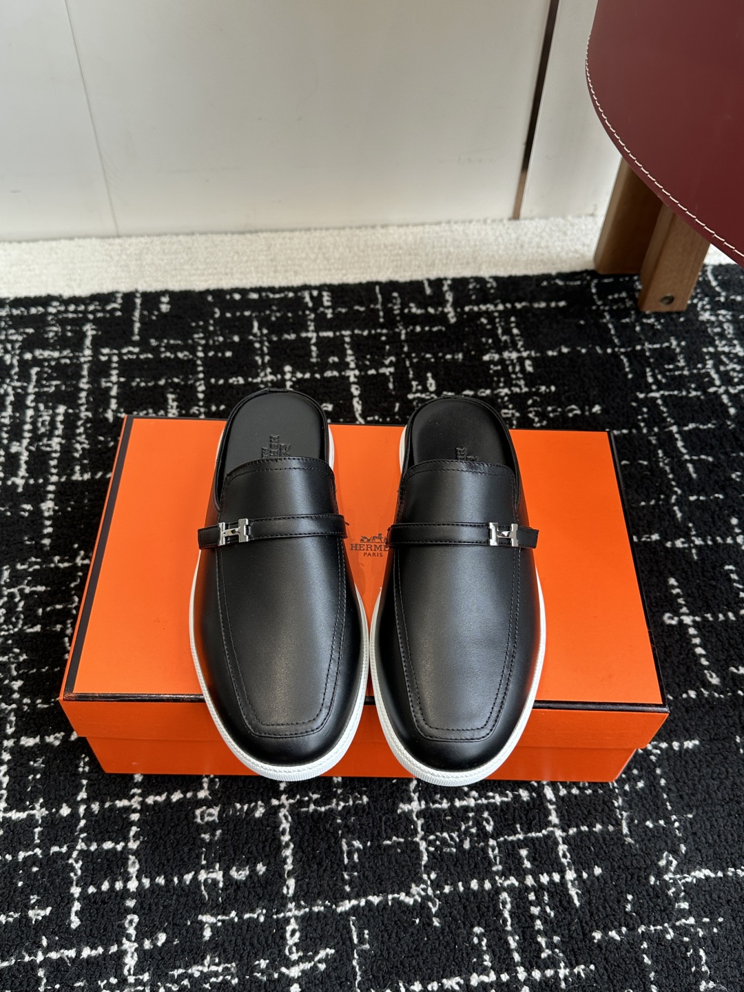 代购级男士+10 hermes ss 25new arrival～ H家 情侣款 穆勒拖鞋新品h家圆头造