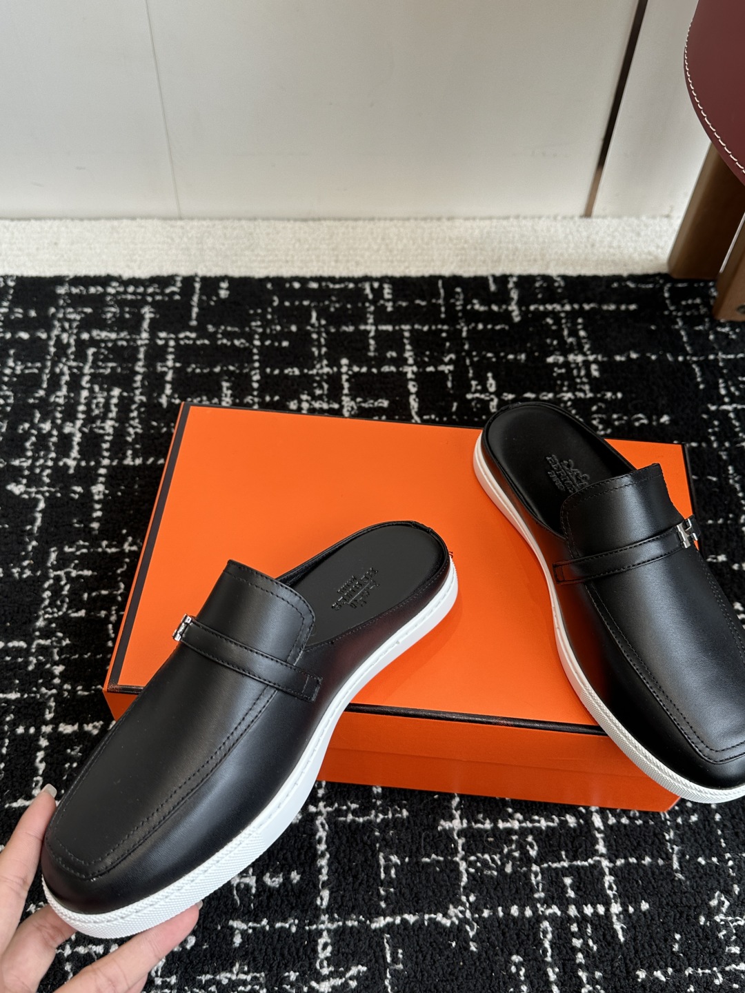 代购级男士+10 hermes ss 25new arrival～ H家 情侣款 穆勒拖鞋新品h家圆头造