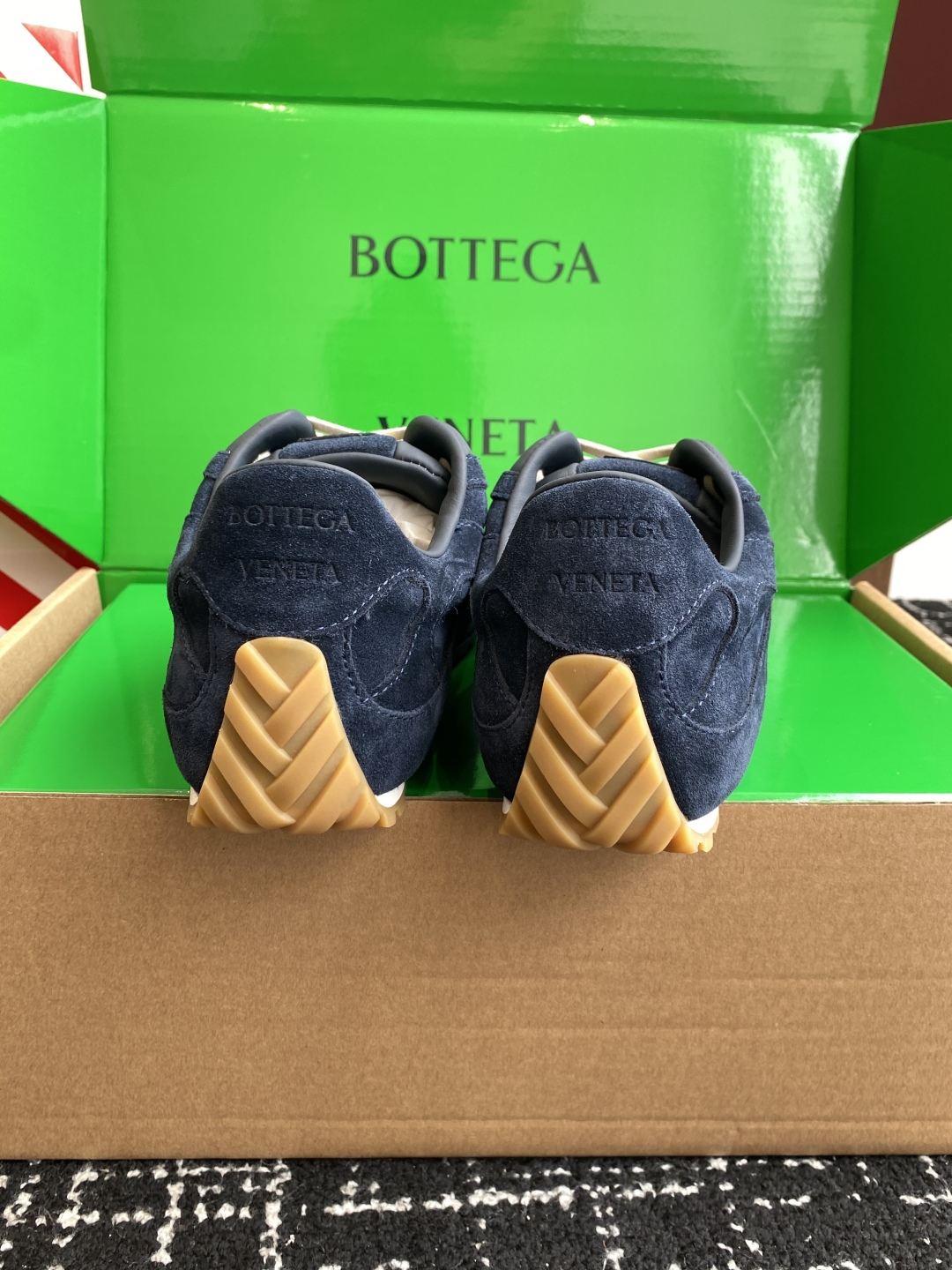代购级Bottega Veneta BV葆蝶家 25ss新款 情侣款 阿甘鞋 德训运动鞋Sneaker科