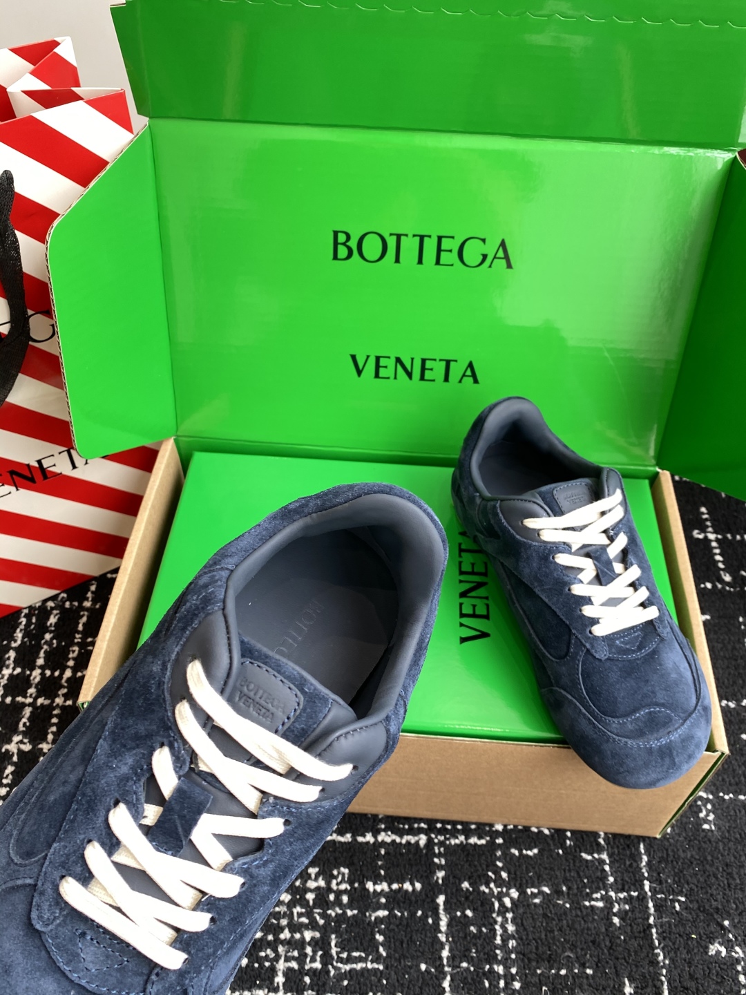 代购级Bottega Veneta BV葆蝶家 25ss新款 情侣款 阿甘鞋 德训运动鞋Sneaker科