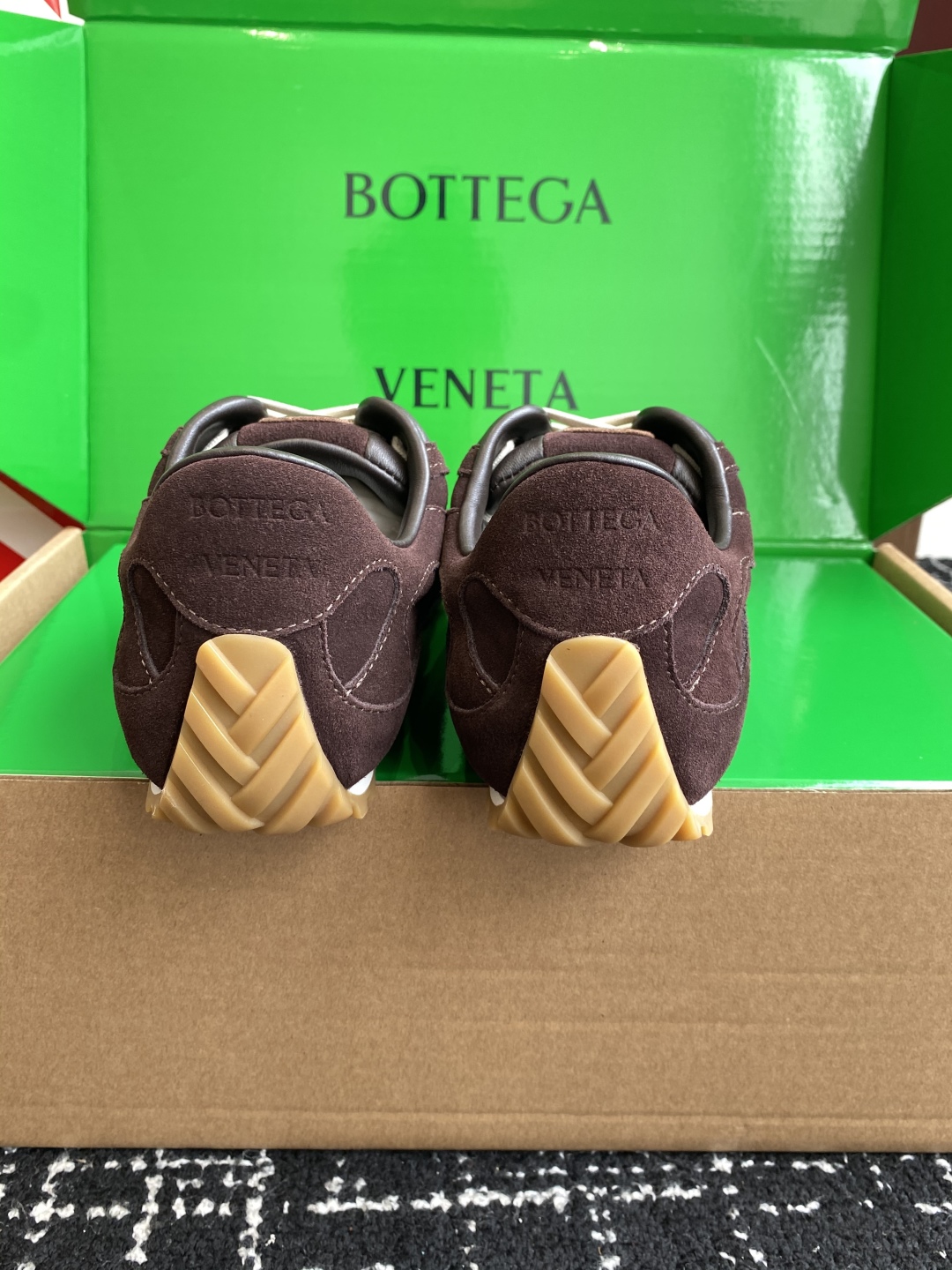 代购级Bottega Veneta BV葆蝶家 25ss新款 情侣款 阿甘鞋 德训运动鞋Sneaker科