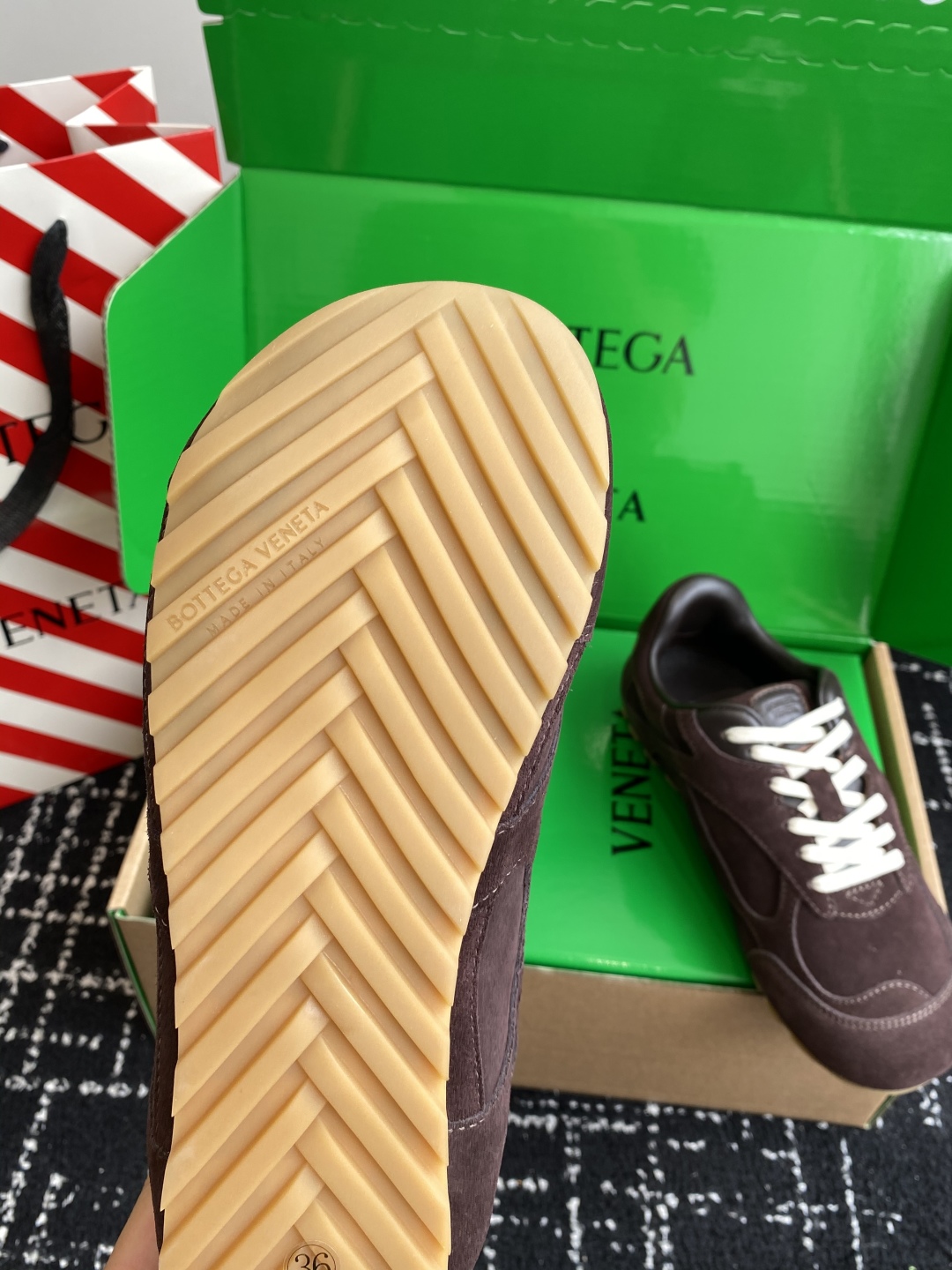 代购级Bottega Veneta BV葆蝶家 25ss新款 情侣款 阿甘鞋 德训运动鞋Sneaker科