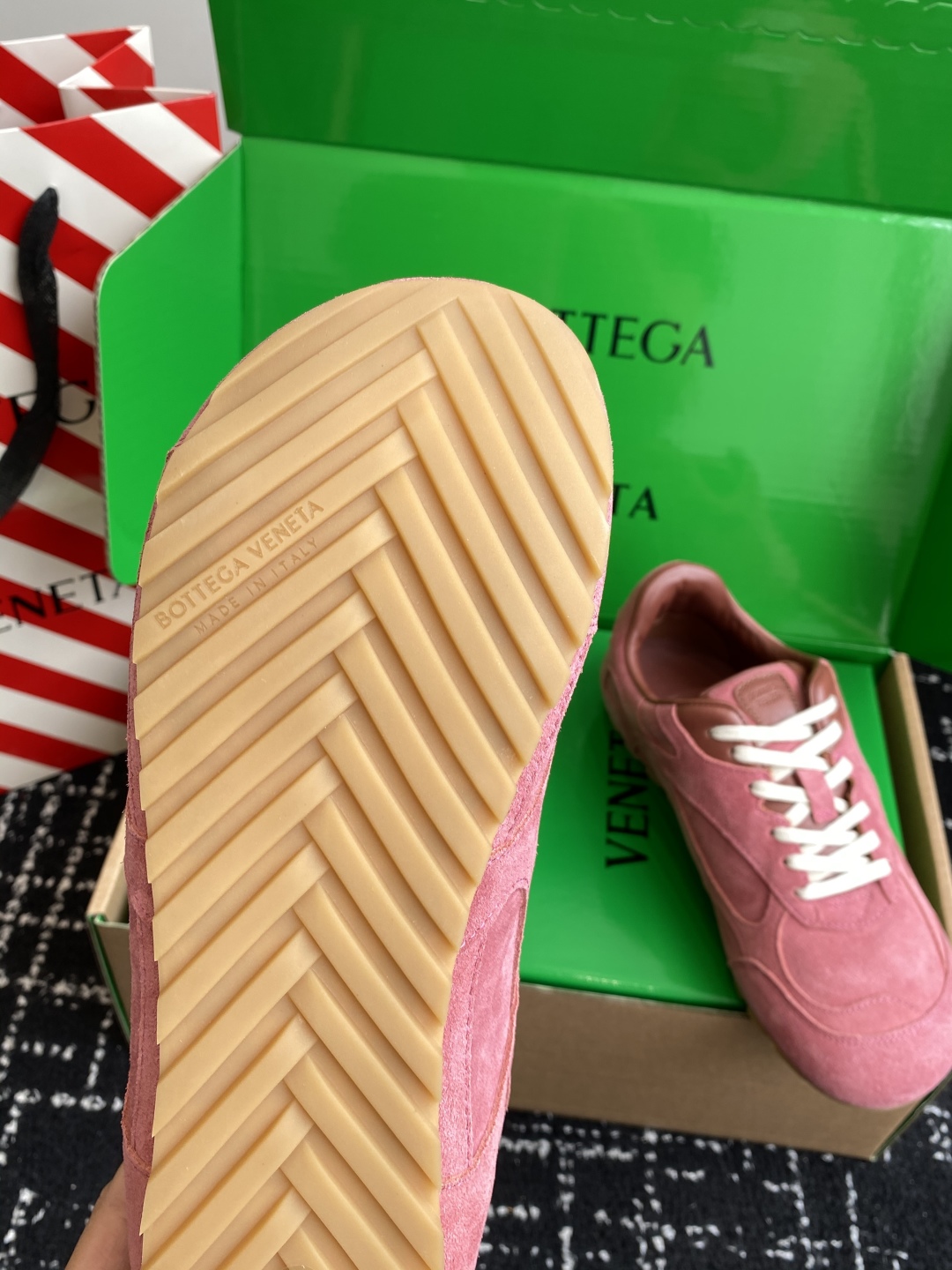 代购级Bottega Veneta BV葆蝶家 25ss新款 情侣款 阿甘鞋 德训运动鞋Sneaker科