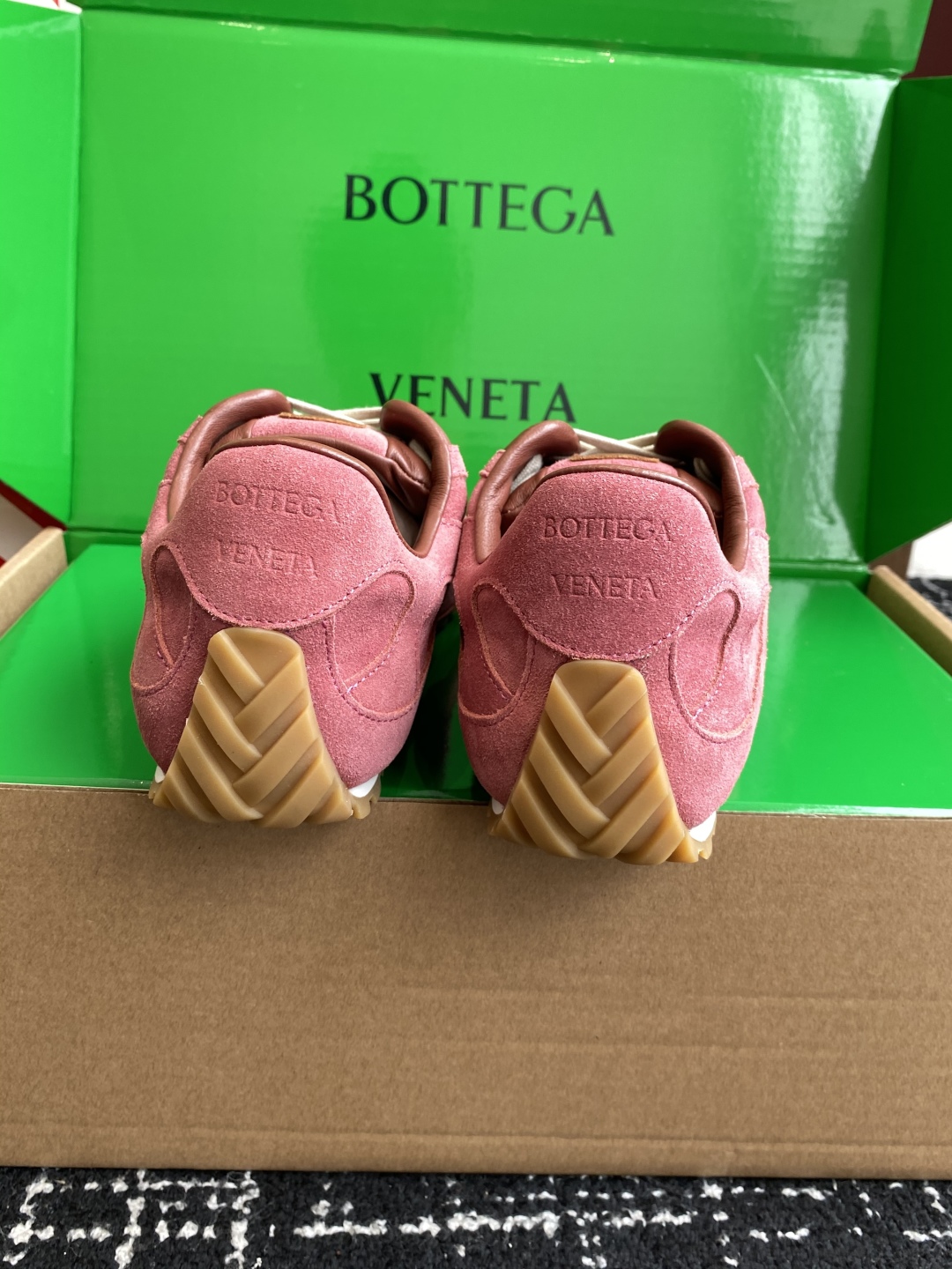 代购级Bottega Veneta BV葆蝶家 25ss新款 情侣款 阿甘鞋 德训运动鞋Sneaker科
