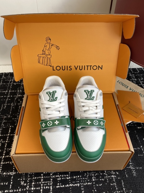 Louis Vuitton Trainer Sneaker in White Leather with Green Accents 1 Louis Vuitton Trainer Sneaker in White Leather with Green Accents