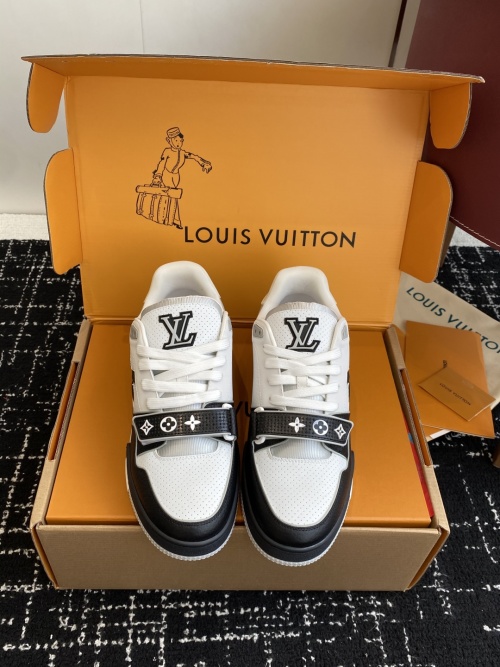 Louis Vuitton Trainer Sneakers 25SS Stylish and Comfortable Designer Shoes 1 Louis Vuitton Trainer Sneakers 25SS Stylish and Comfortable Designer Shoes