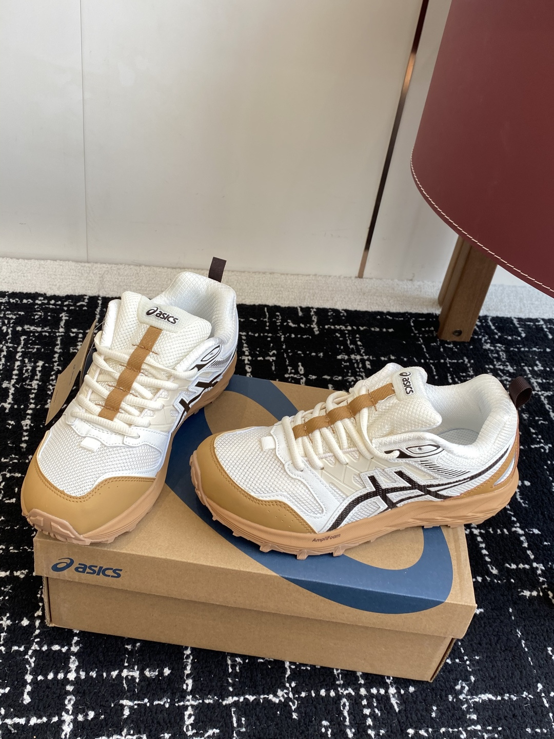 代购级亚瑟士 Asics GEL-SONOMASE CN 运动休闲透气原档案据数开发楦型纸版 洞洞鞋面，