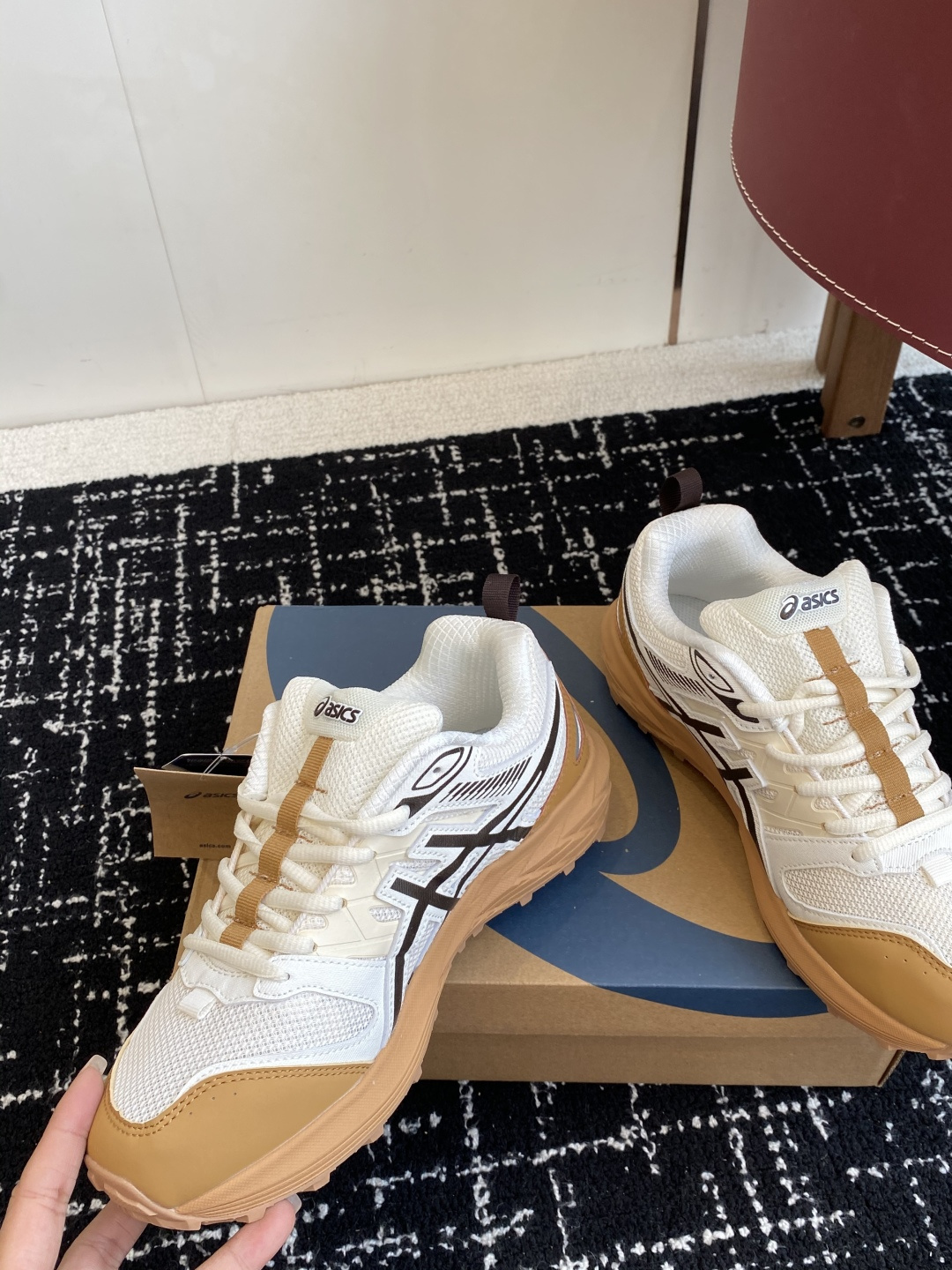 代购级亚瑟士 Asics GEL-SONOMASE CN 运动休闲透气原档案据数开发楦型纸版 洞洞鞋面，