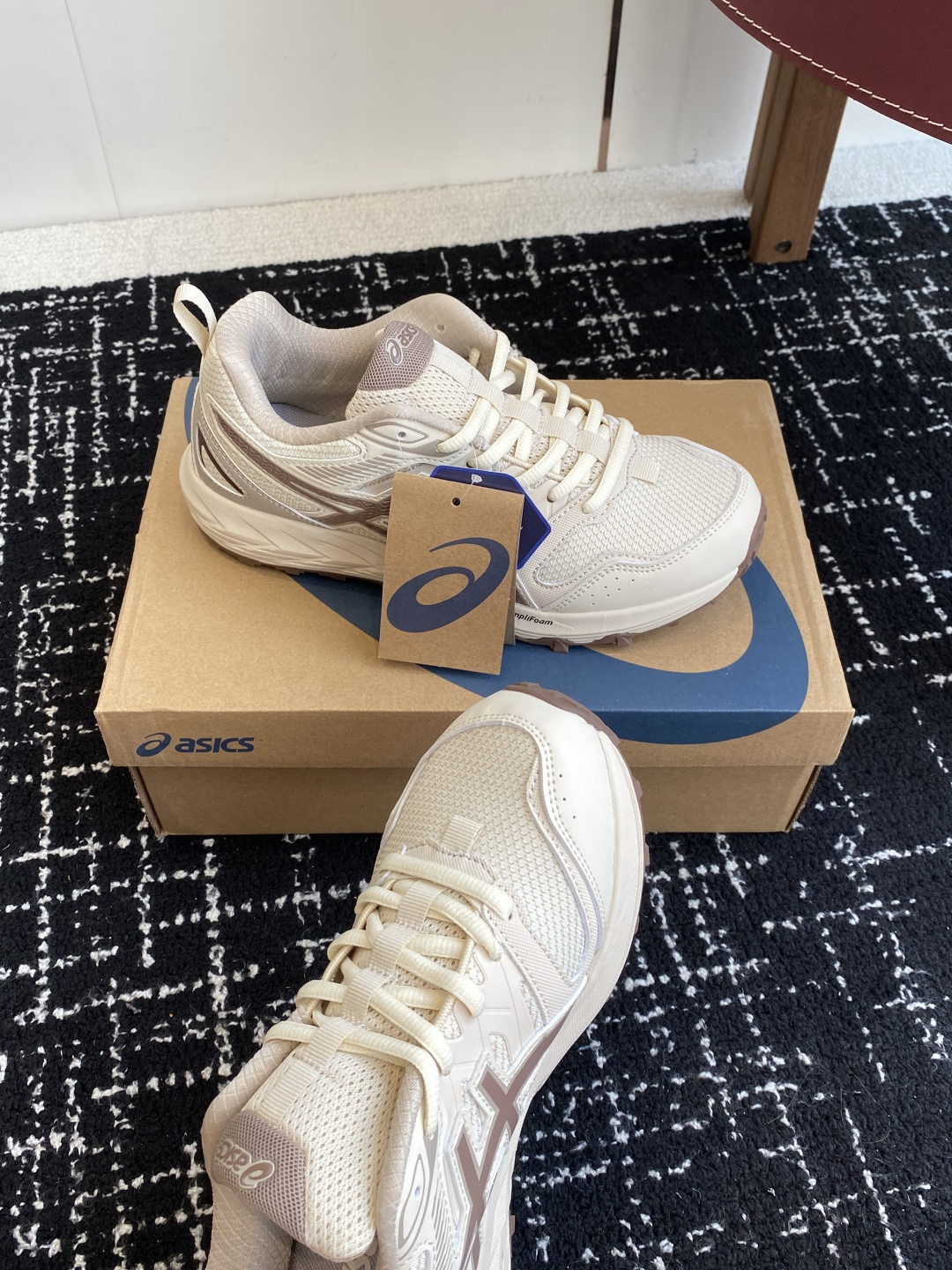 代购级亚瑟士 Asics GEL-SONOMASE CN 运动休闲透气原档案据数开发楦型纸版 洞洞鞋面，