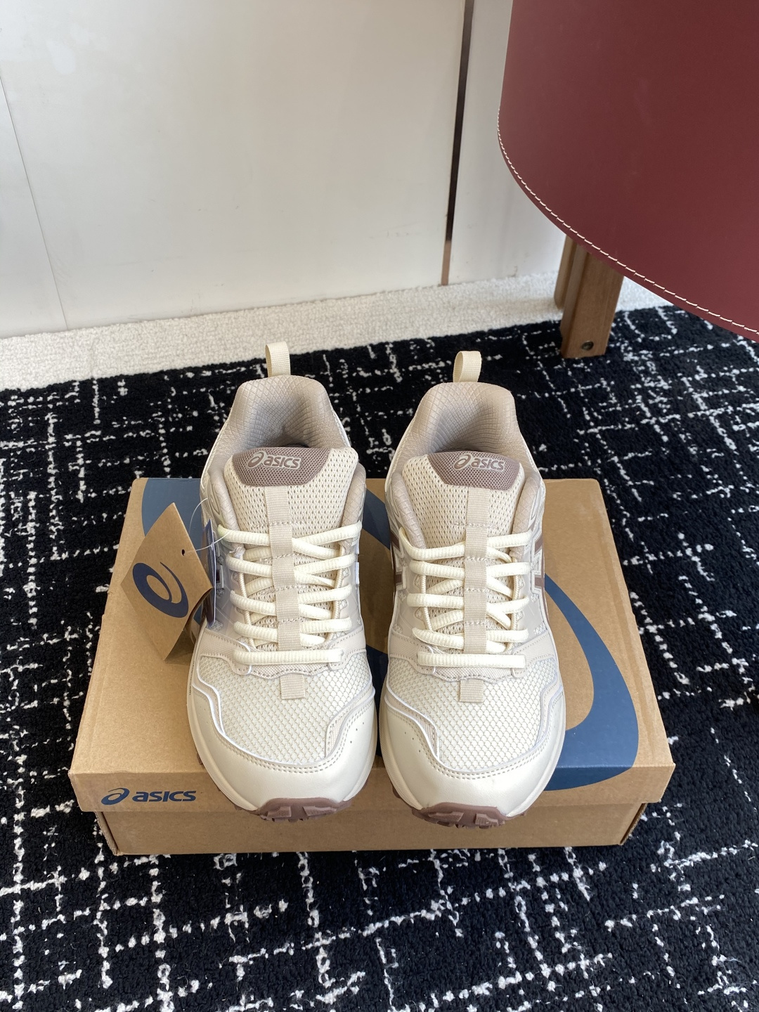 代购级亚瑟士 Asics GEL-SONOMASE CN 运动休闲透气原档案据数开发楦型纸版 洞洞鞋面，