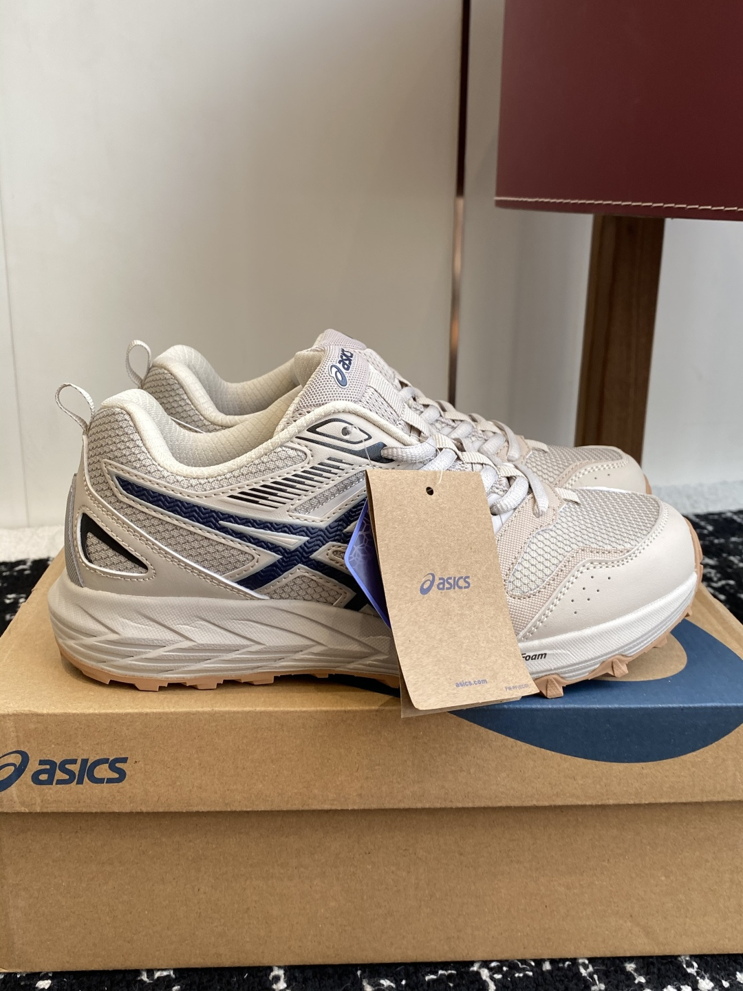 代购级亚瑟士 Asics GEL-SONOMASE CN 运动休闲透气原档案据数开发楦型纸版 洞洞鞋面，