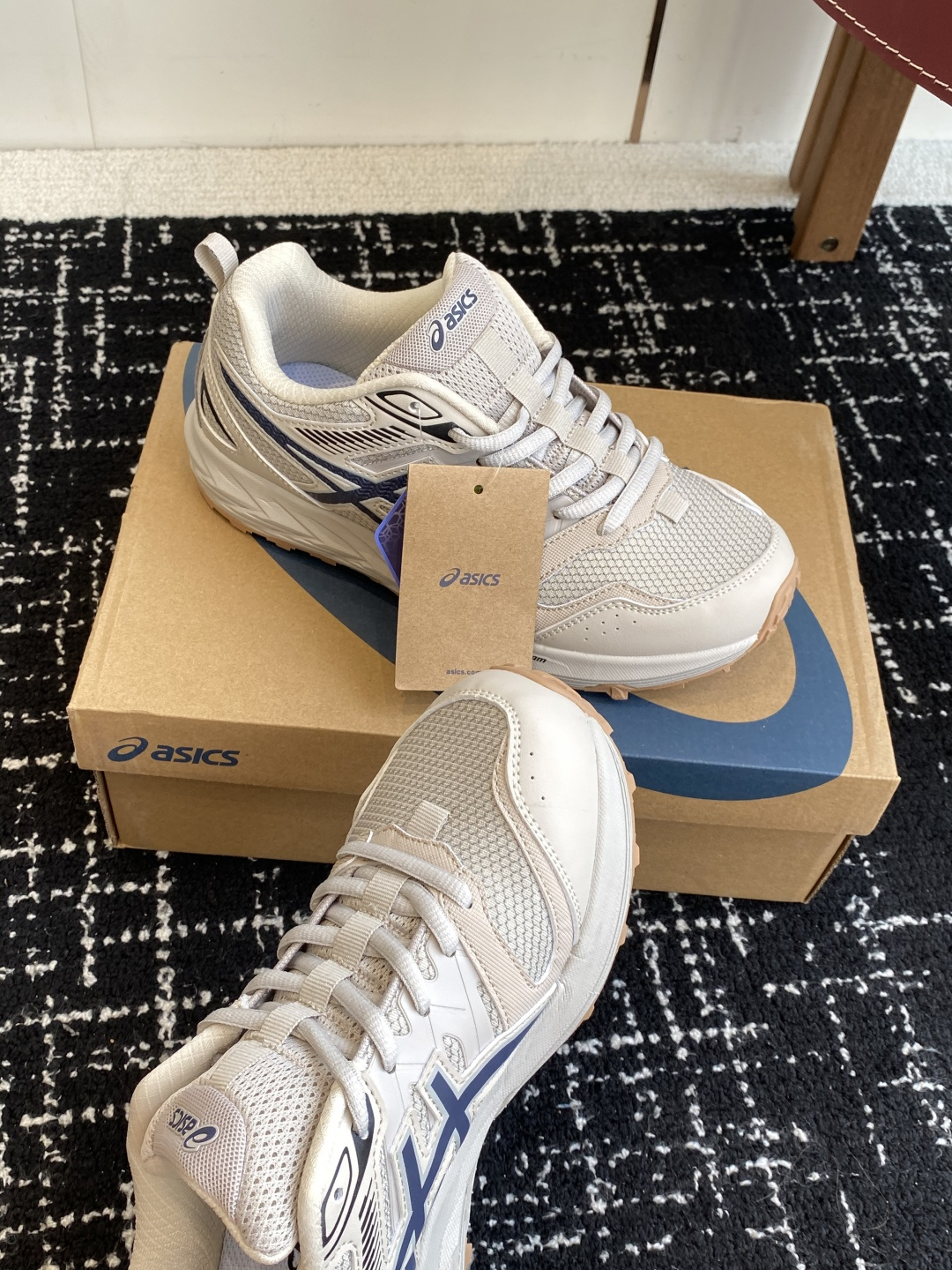 代购级亚瑟士 Asics GEL-SONOMASE CN 运动休闲透气原档案据数开发楦型纸版 洞洞鞋面，