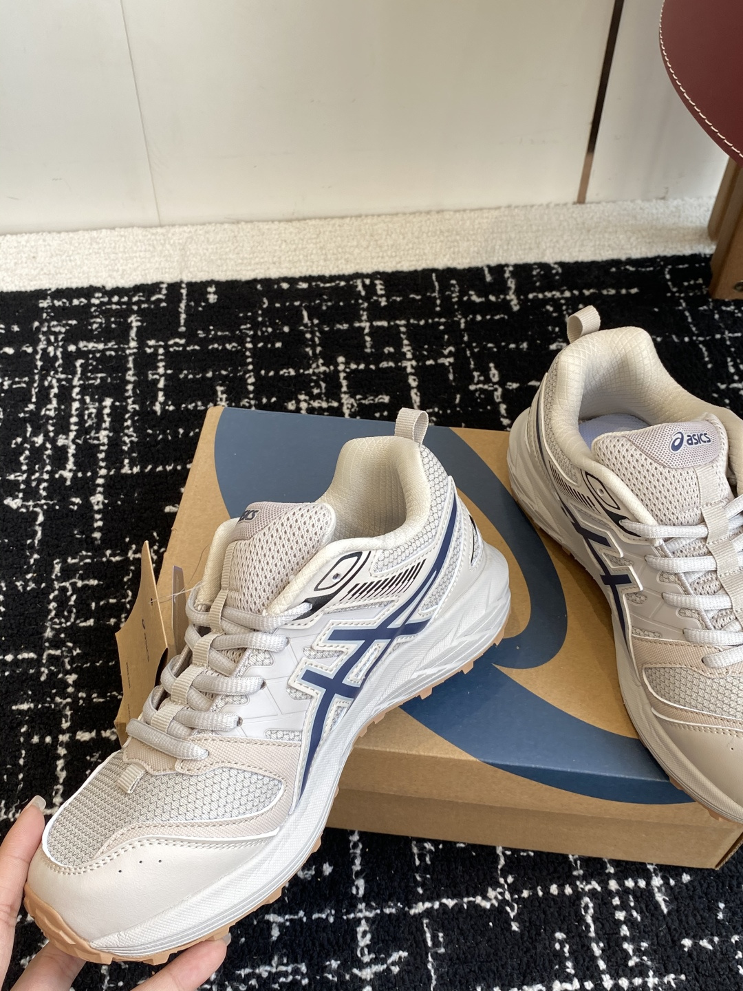 代购级亚瑟士 Asics GEL-SONOMASE CN 运动休闲透气原档案据数开发楦型纸版 洞洞鞋面，