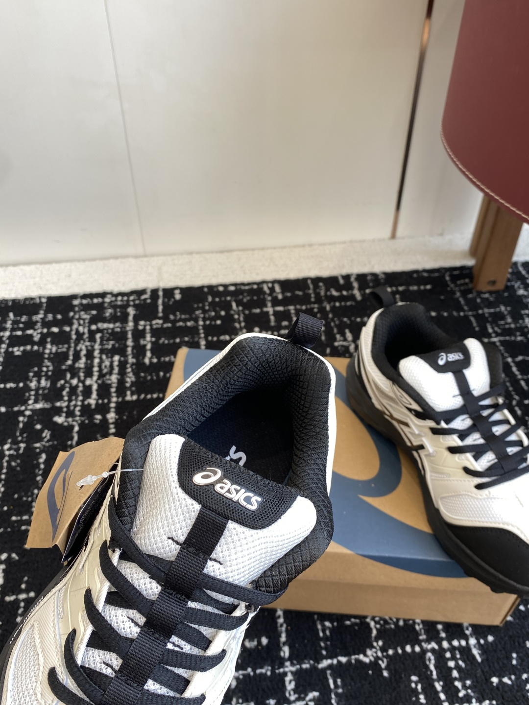 代购级亚瑟士 Asics GEL-SONOMASE CN 运动休闲透气原档案据数开发楦型纸版 洞洞鞋面，