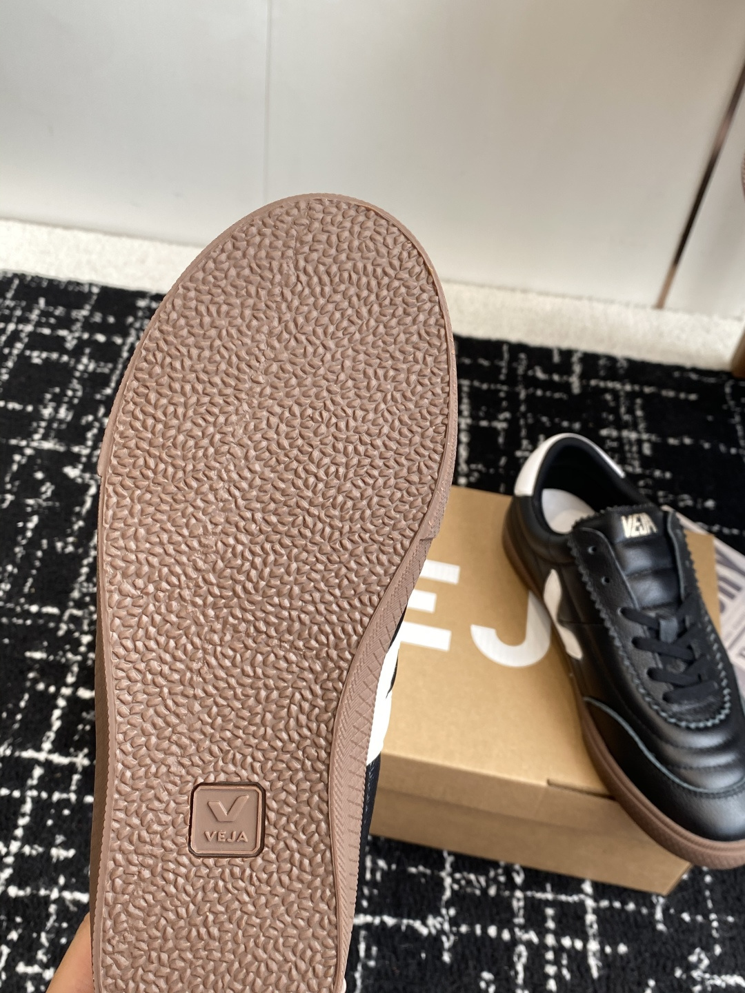 代购级VEJA-新款德训鞋 暴走鞋 舒适度不言而喻！ VEJA 法国小众品牌！韩国欧尼，欧巴太多明星穿了