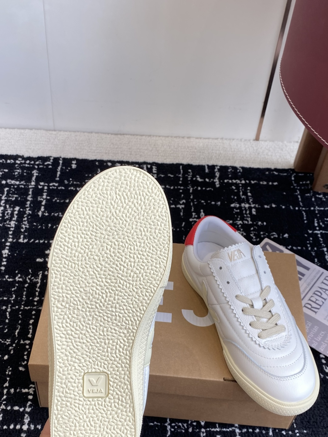 代购级VEJA-新款德训鞋 暴走鞋 舒适度不言而喻！ VEJA 法国小众品牌！韩国欧尼，欧巴太多明星穿了