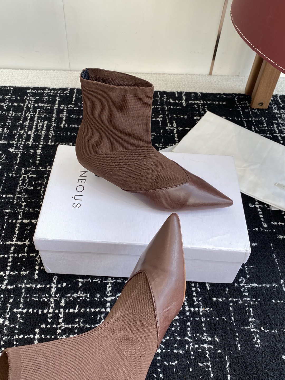 代购级NEOUS小众 秋冬系列 细跟 跟袜靴 原版开发 经典就是经典 好看就是好看材质:整个鞋面1:1复