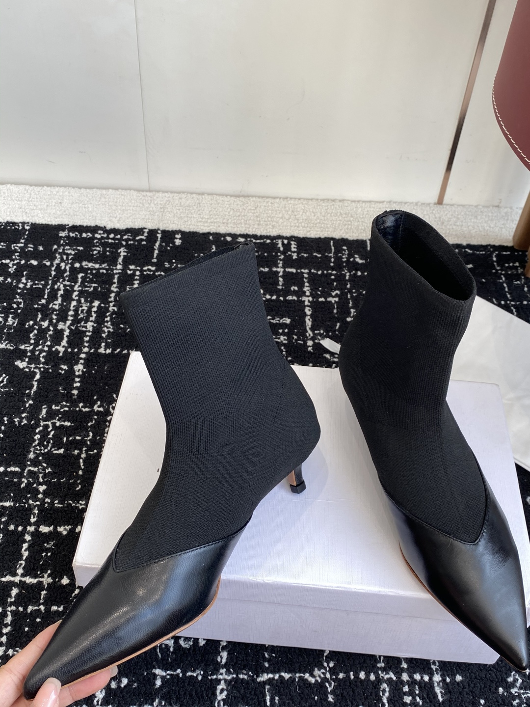 代购级NEOUS小众 秋冬系列 细跟 跟袜靴 原版开发 经典就是经典 好看就是好看材质:整个鞋面1:1复